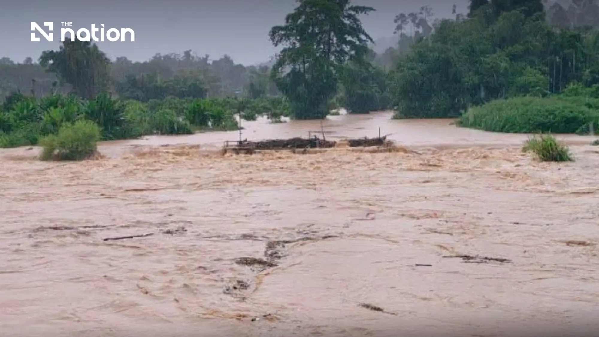 Maysak triggers flash floods in Trat as DDPM deploys 30 rescue boats