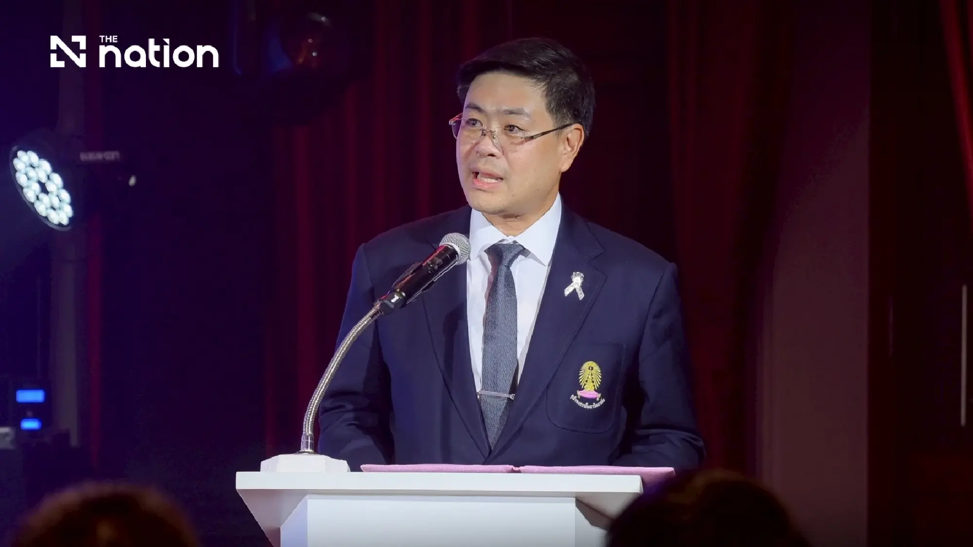 Assoc Prof Thiti Bovornratanaraks, dean of the College of Interdisciplinary and Integrative Studies, Chulalongkorn University