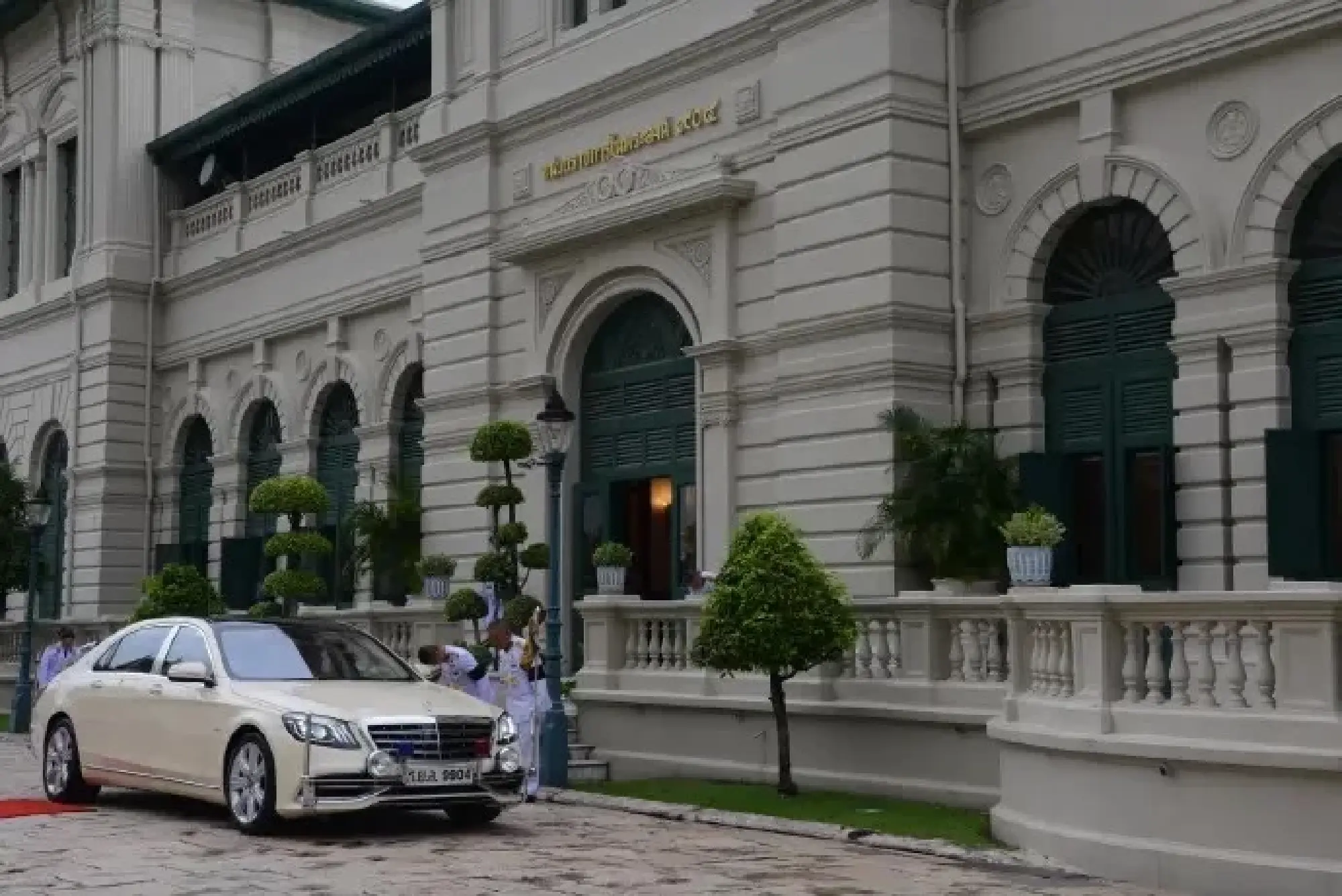 Princess Anne honours late Thai royals at Bangkok’s Grand Palace