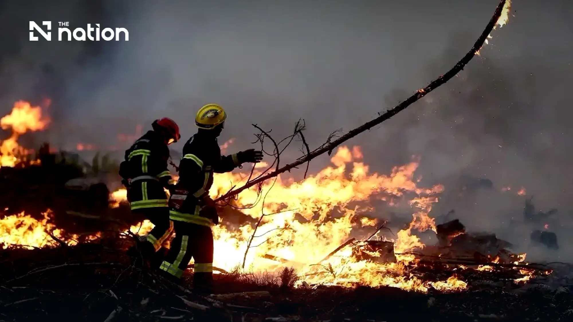 Wildfires force more than 300,000 from homes in France and Spain