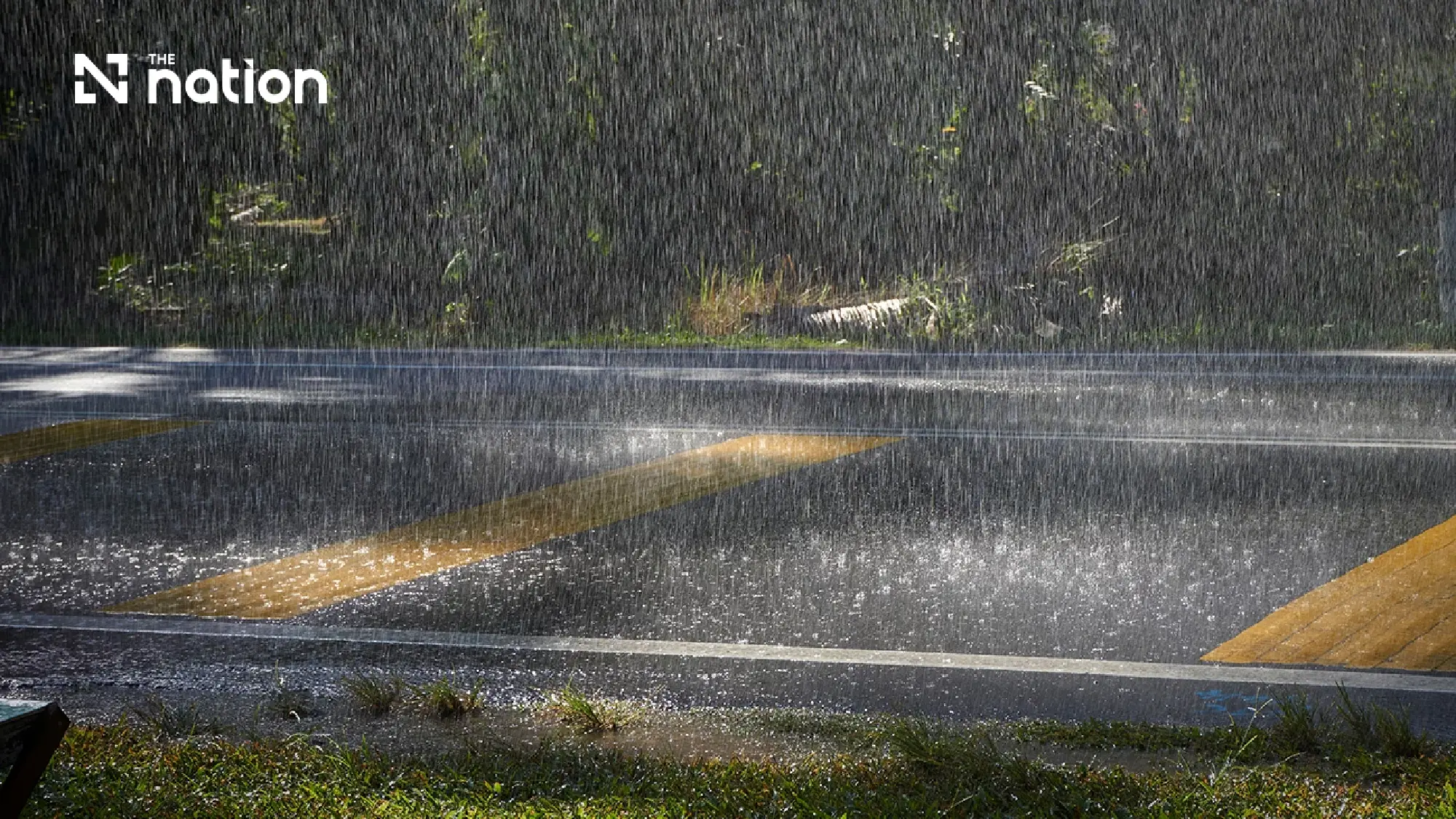 Heavy rain forecast across four regions, thundershowers to cover 60% of Bangkok