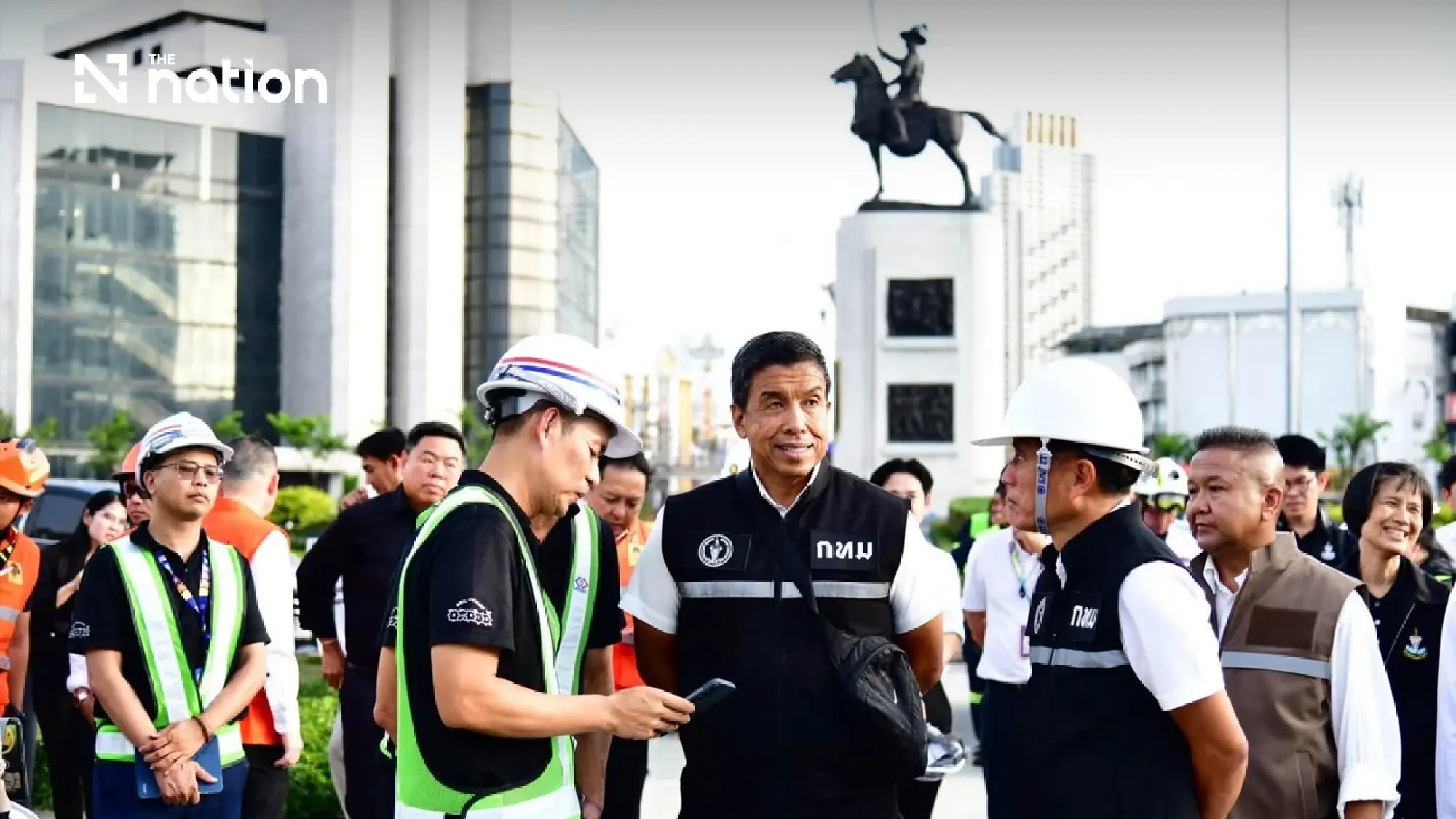Bangkok evacuates 60 people within 30 metres of Purple Line subsidence