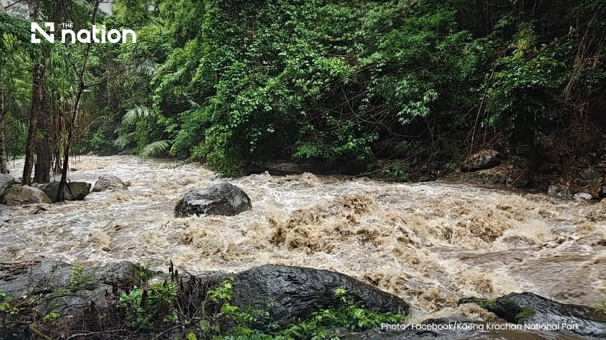 Pa La-U Waterfall closed after flash floods in Kaeng Krachan