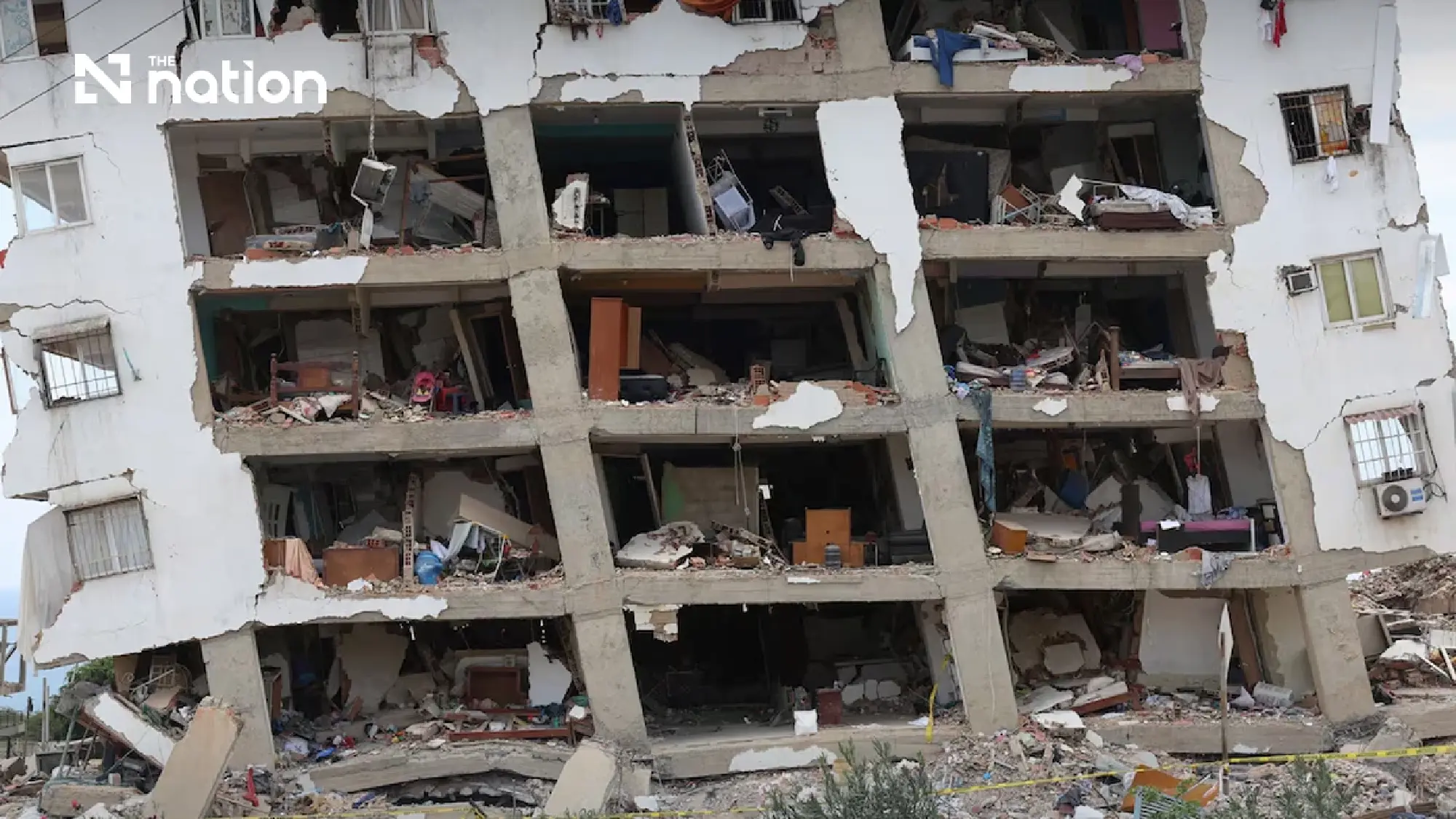 Venezuela quake toll tops 3,500 as shelter crisis deepens