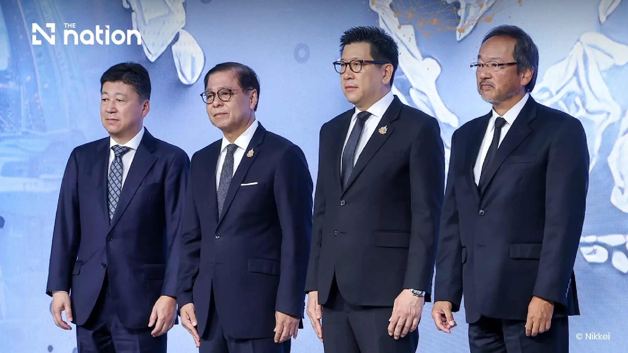 (from left) Nobuhisa Iida, Sihasak Phuangketkeow, Ekniti Nitithanprapas and Masato Otaka