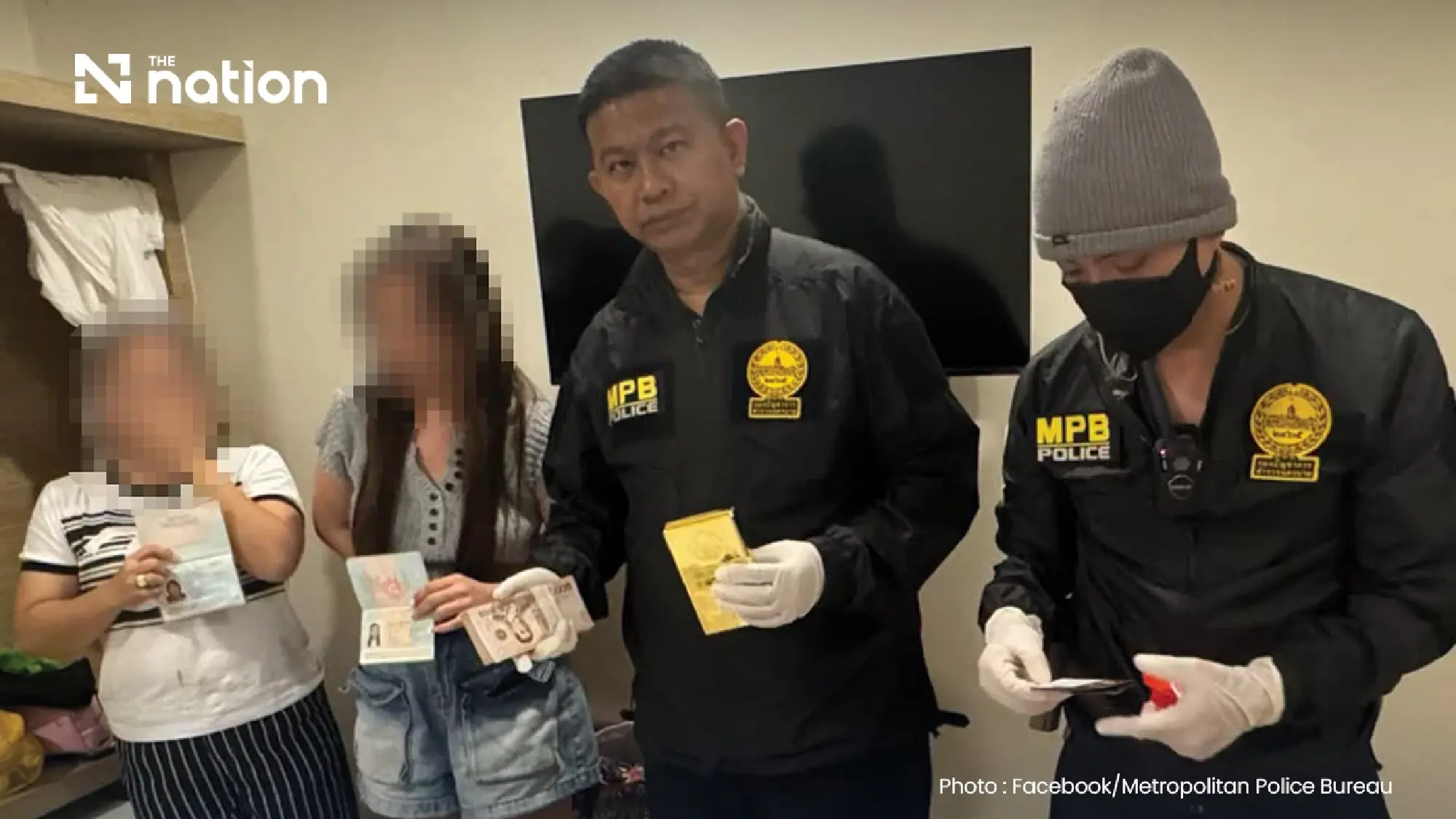 Thai police arrest four Vietnamese in linked scam and bribery cases