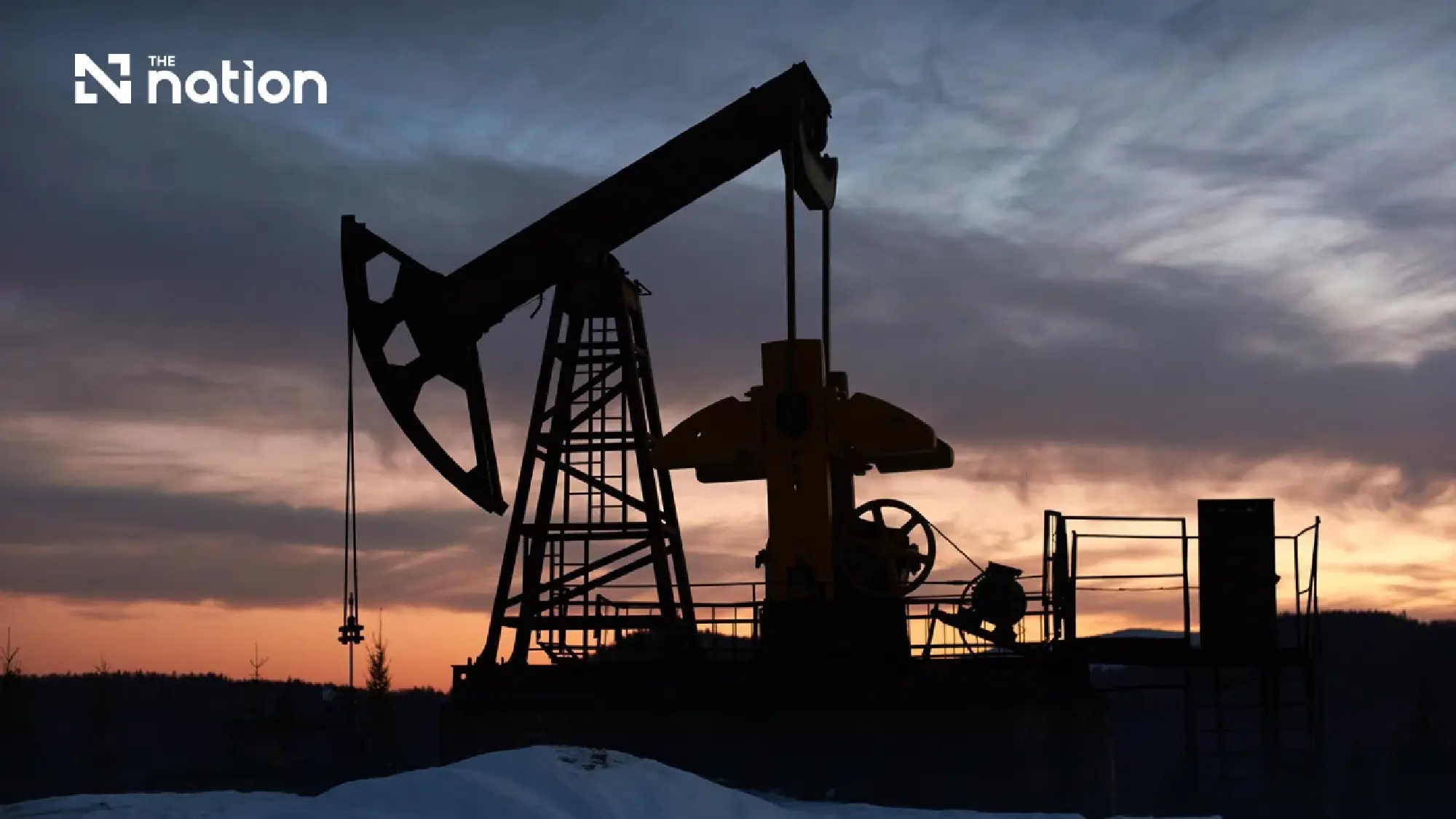 IMF sees world resilient to energy shock as debt risks mount