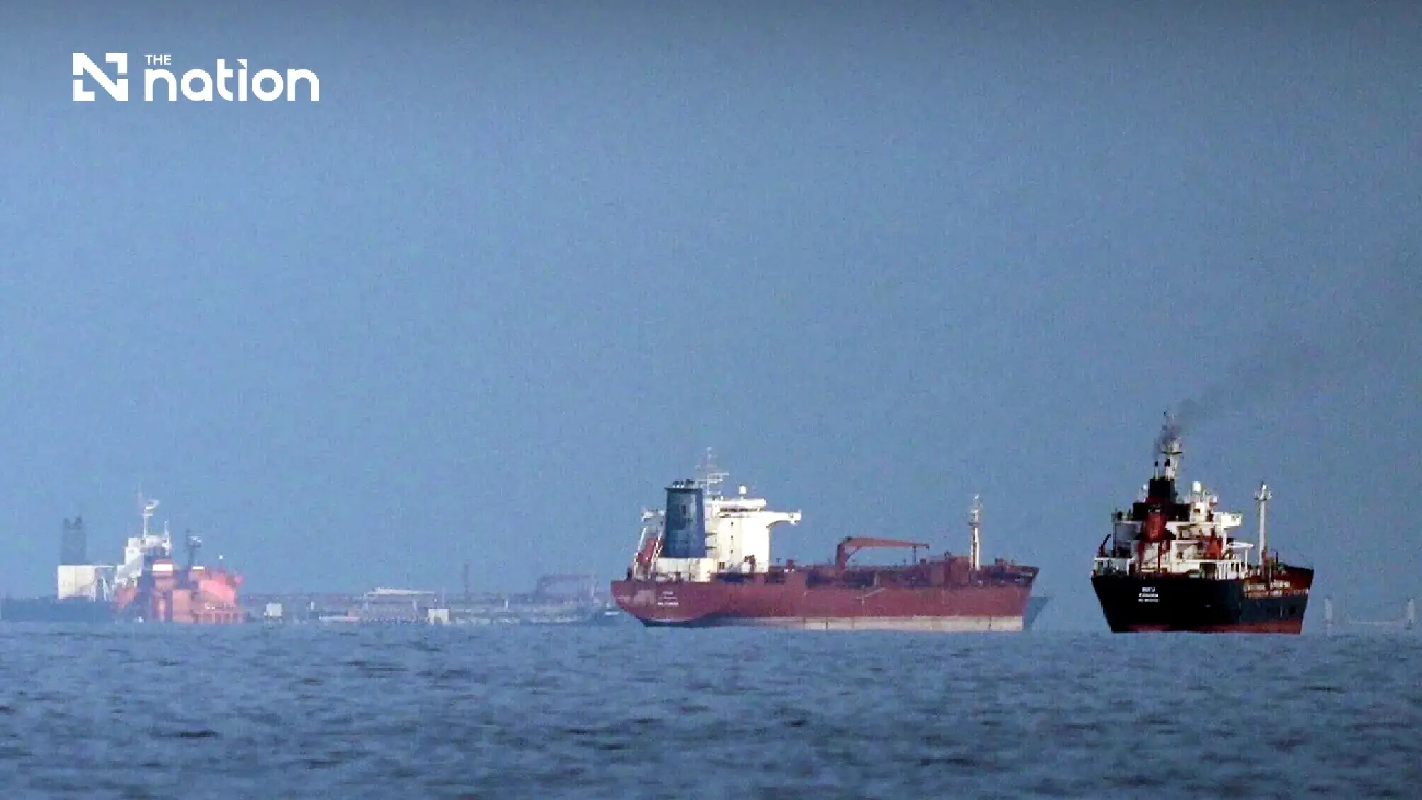 Oil falls more than 3% as markets shrug off Iran sanctions