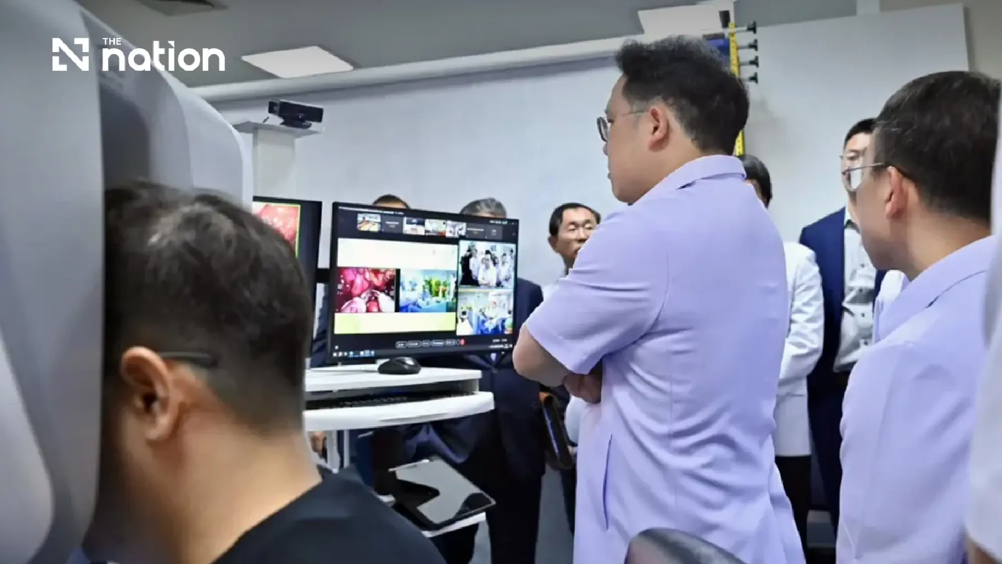 Thai surgeon performs Thailand’s first interprovincial telesurgery on prostate cancer patient