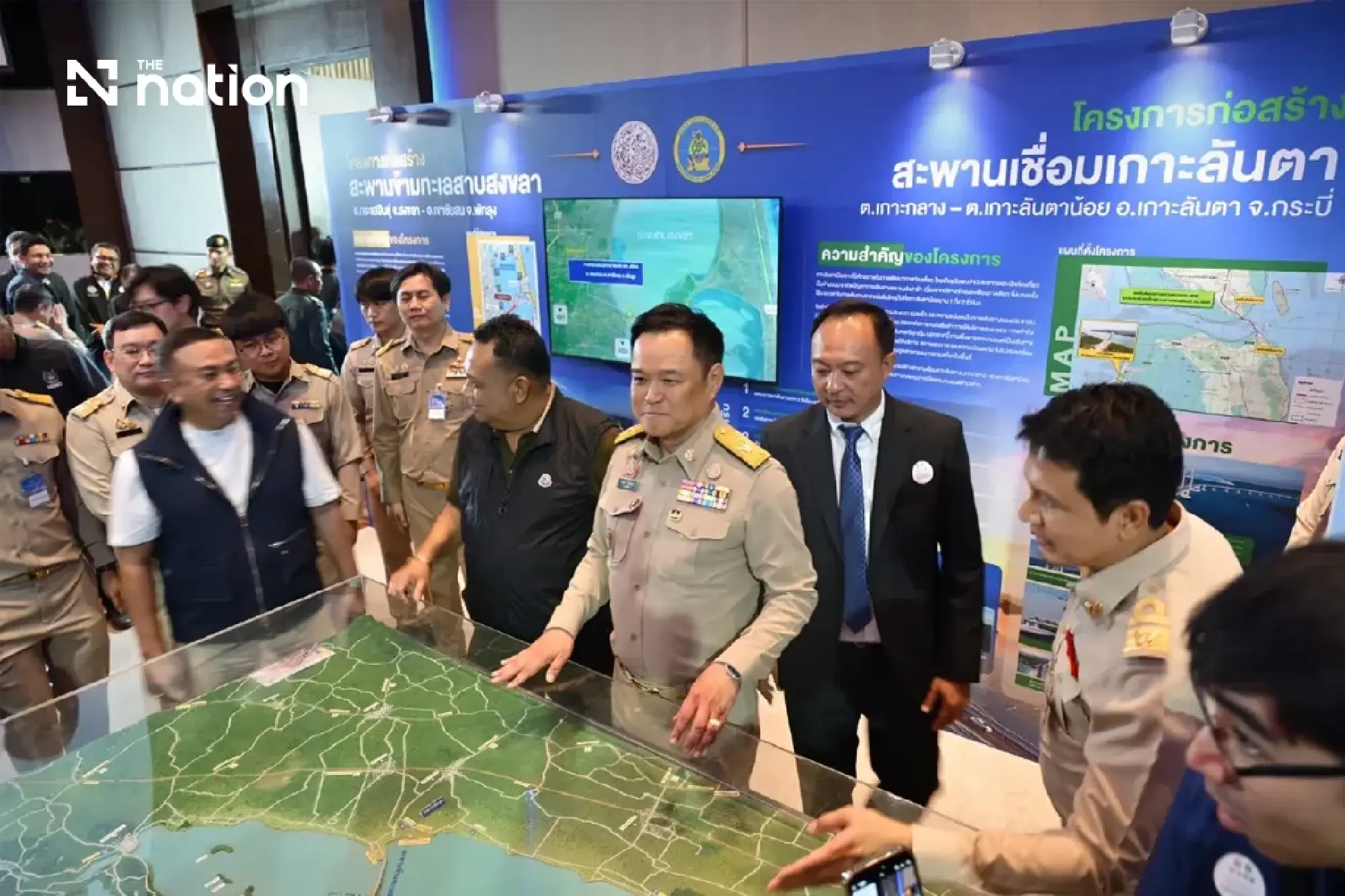 Thailand signs contracts for two major southern bridge projects