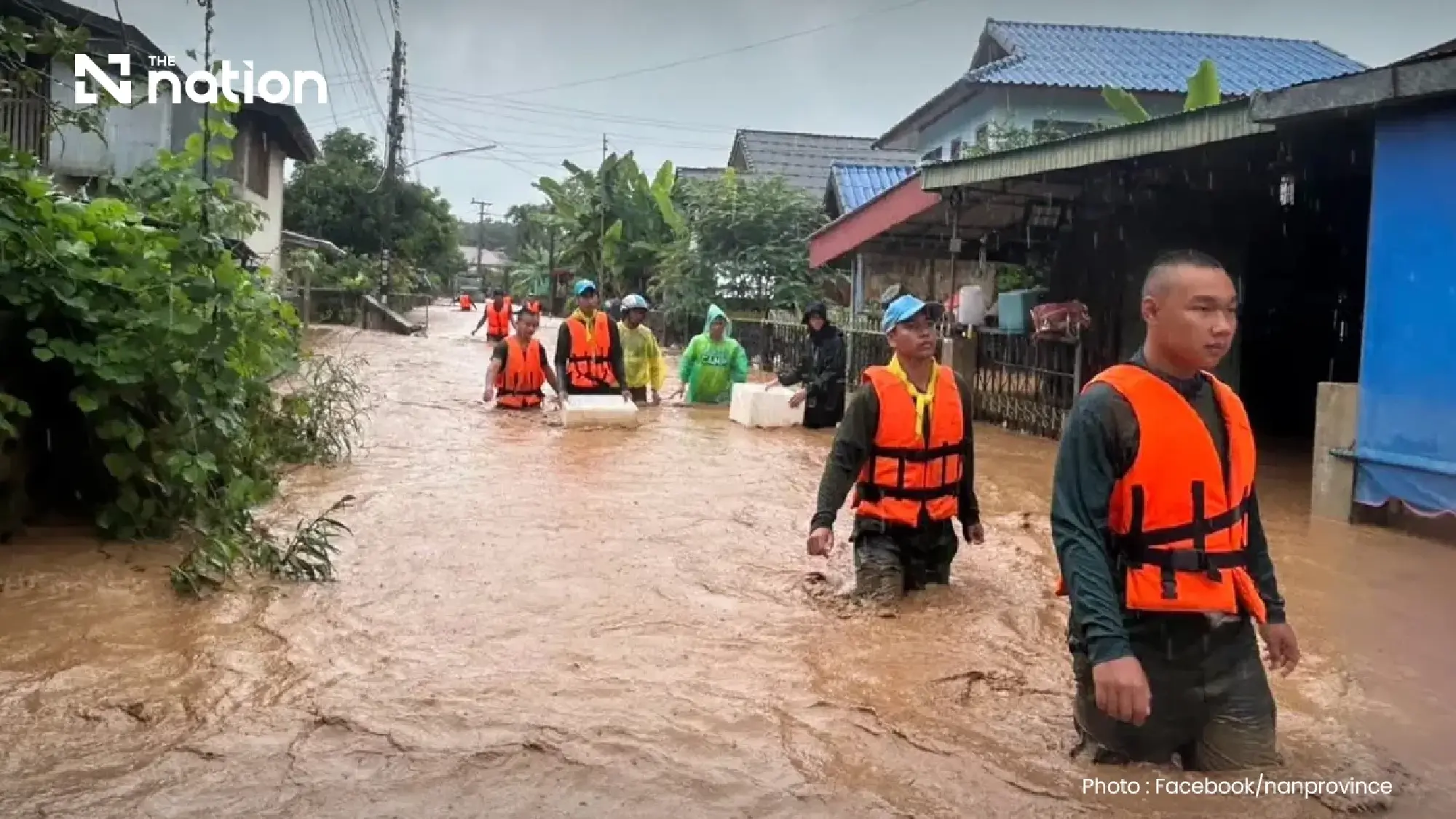 Nan River rise triggers flood alerts across three districts