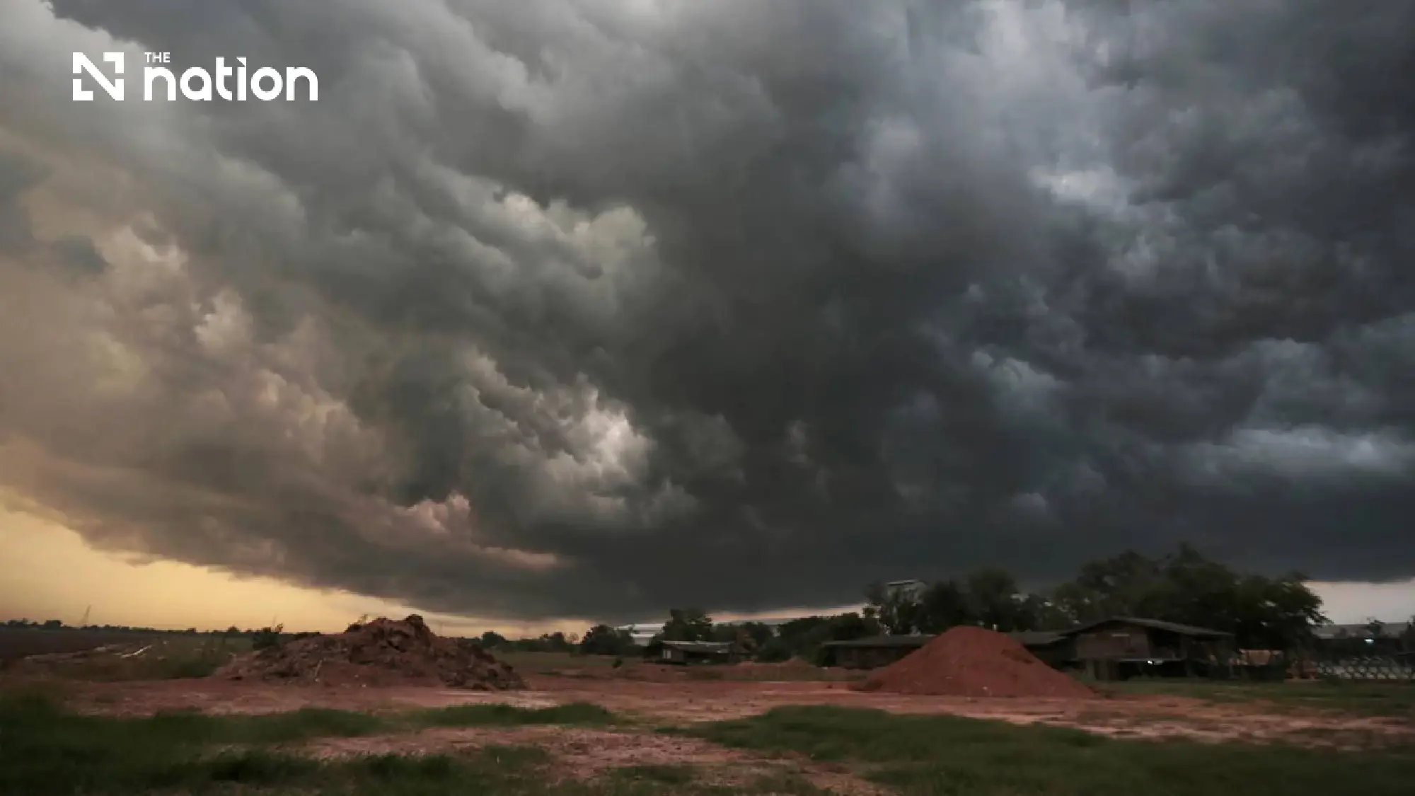 21 provinces face heavy rain as depression strengthens