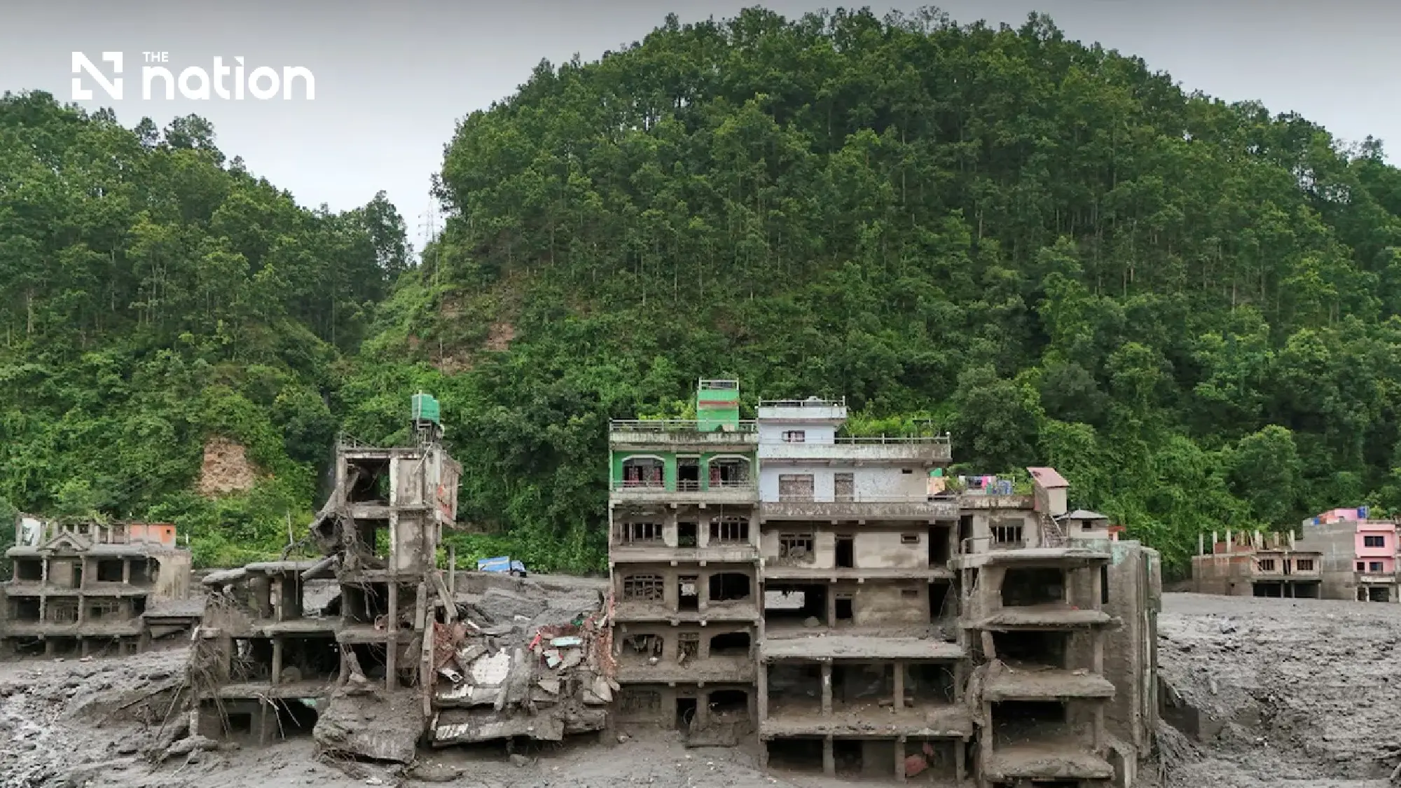 Nearly 1,500 missing after Nepal-Tibet flash floods