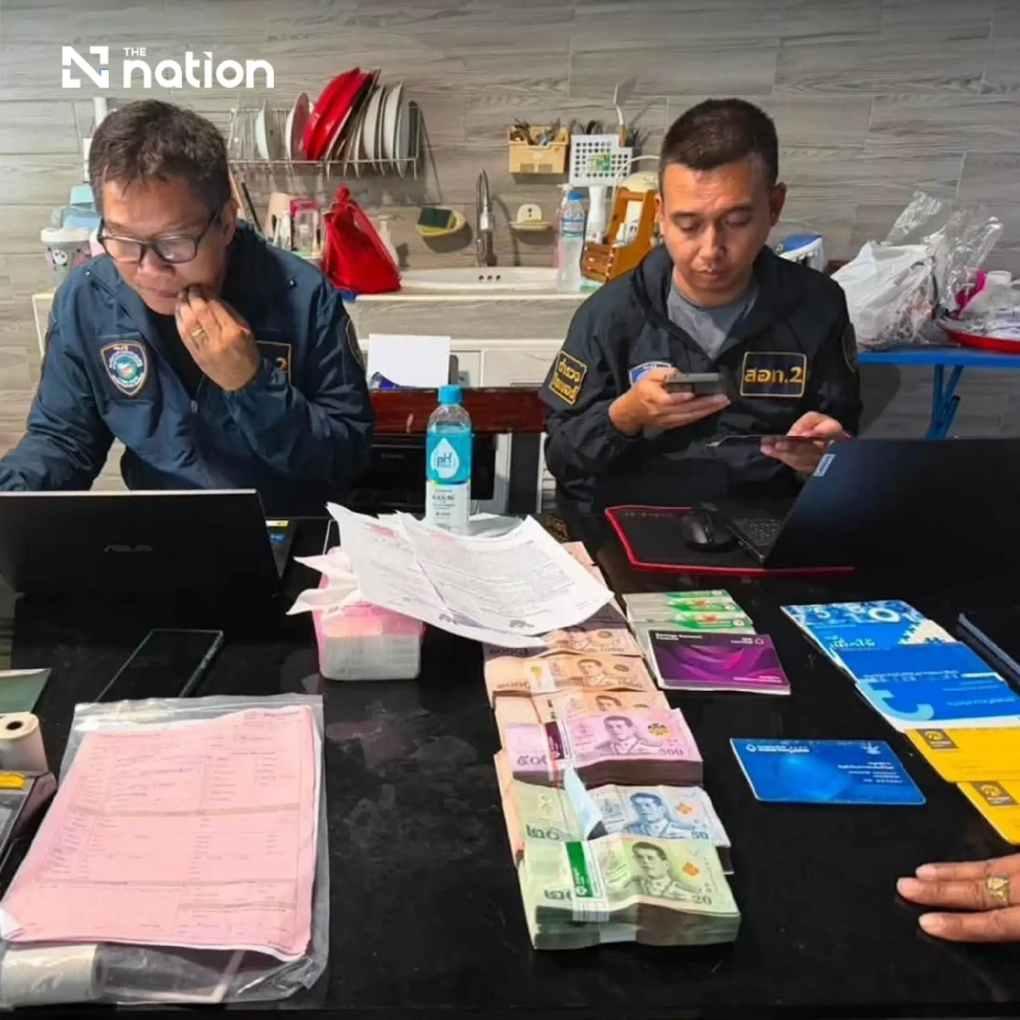 Call-centre gang tricks university student out of THB3.6m