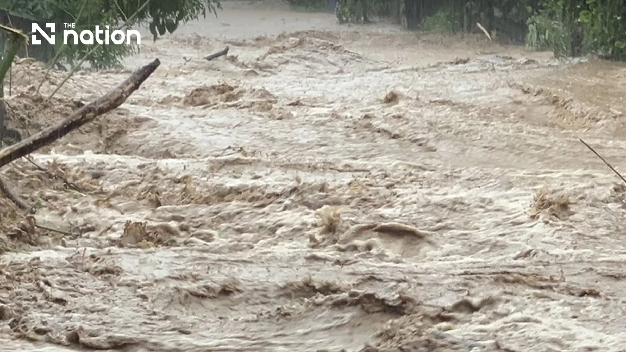 Seventeen provinces warned of flash floods and landslides