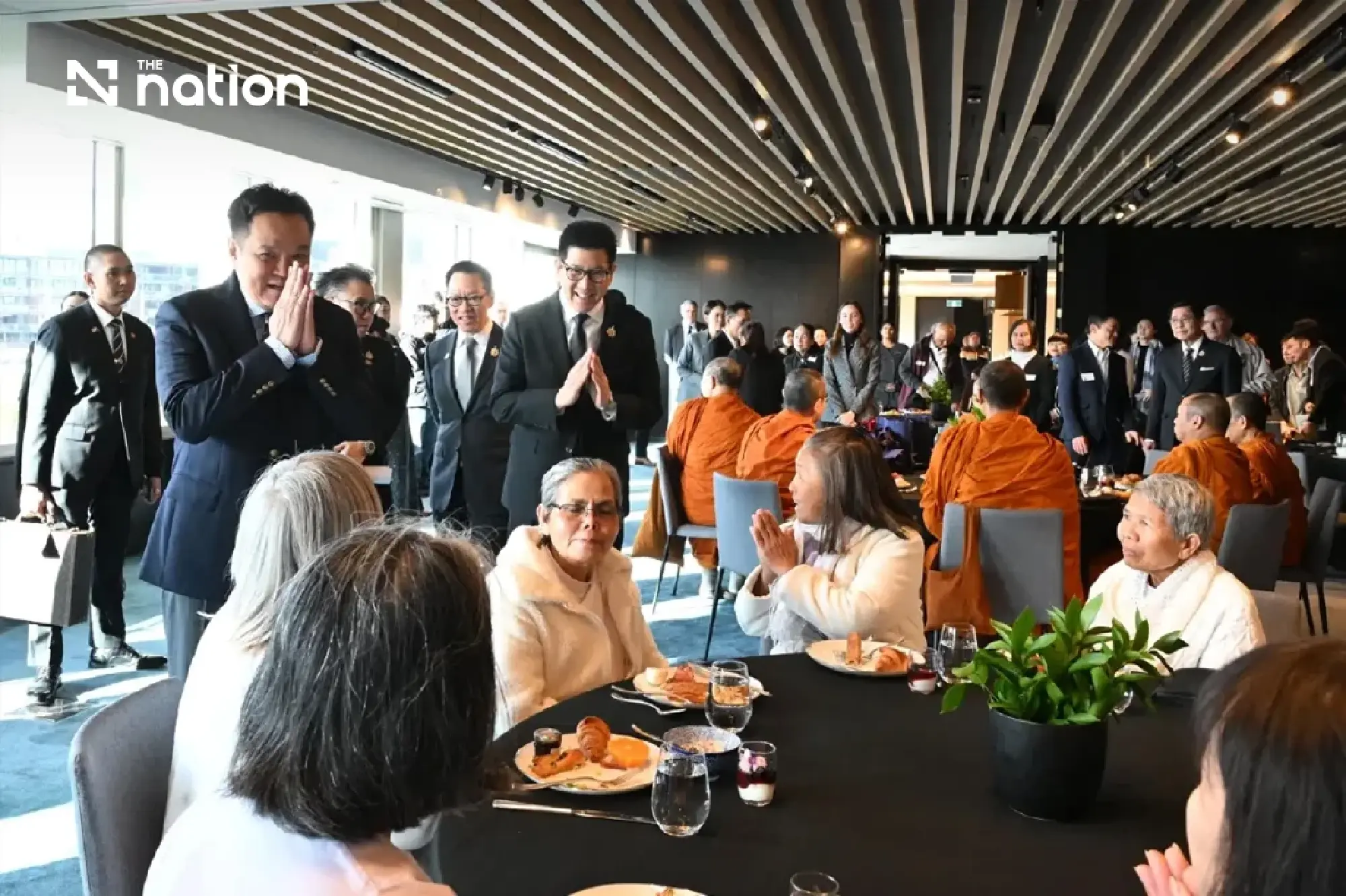 PM Anutin Meets Thai Diaspora in Auckland Before Urgent Nan Flood Visit