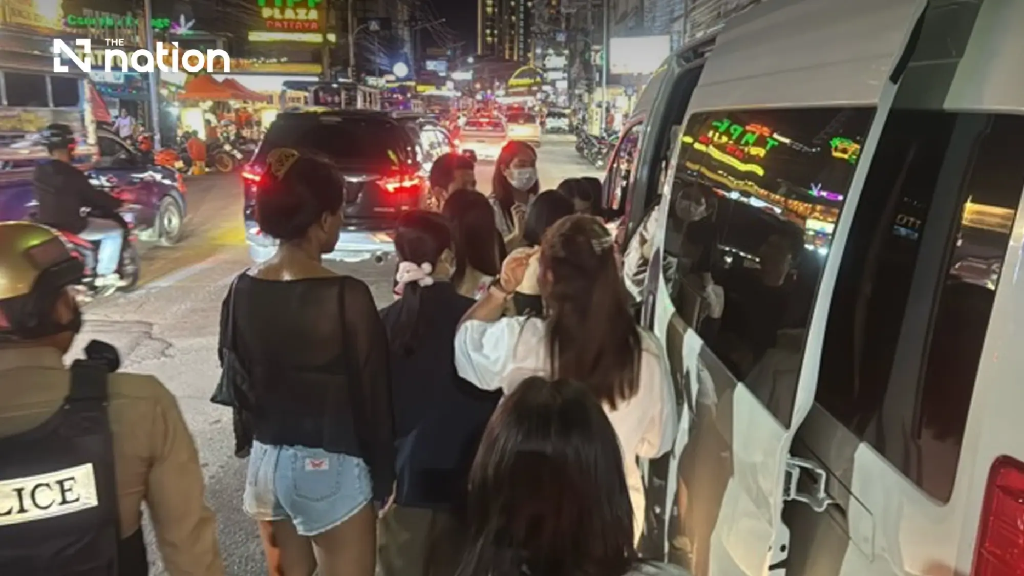 25 cited in Pattaya crackdown on public-area prostitution