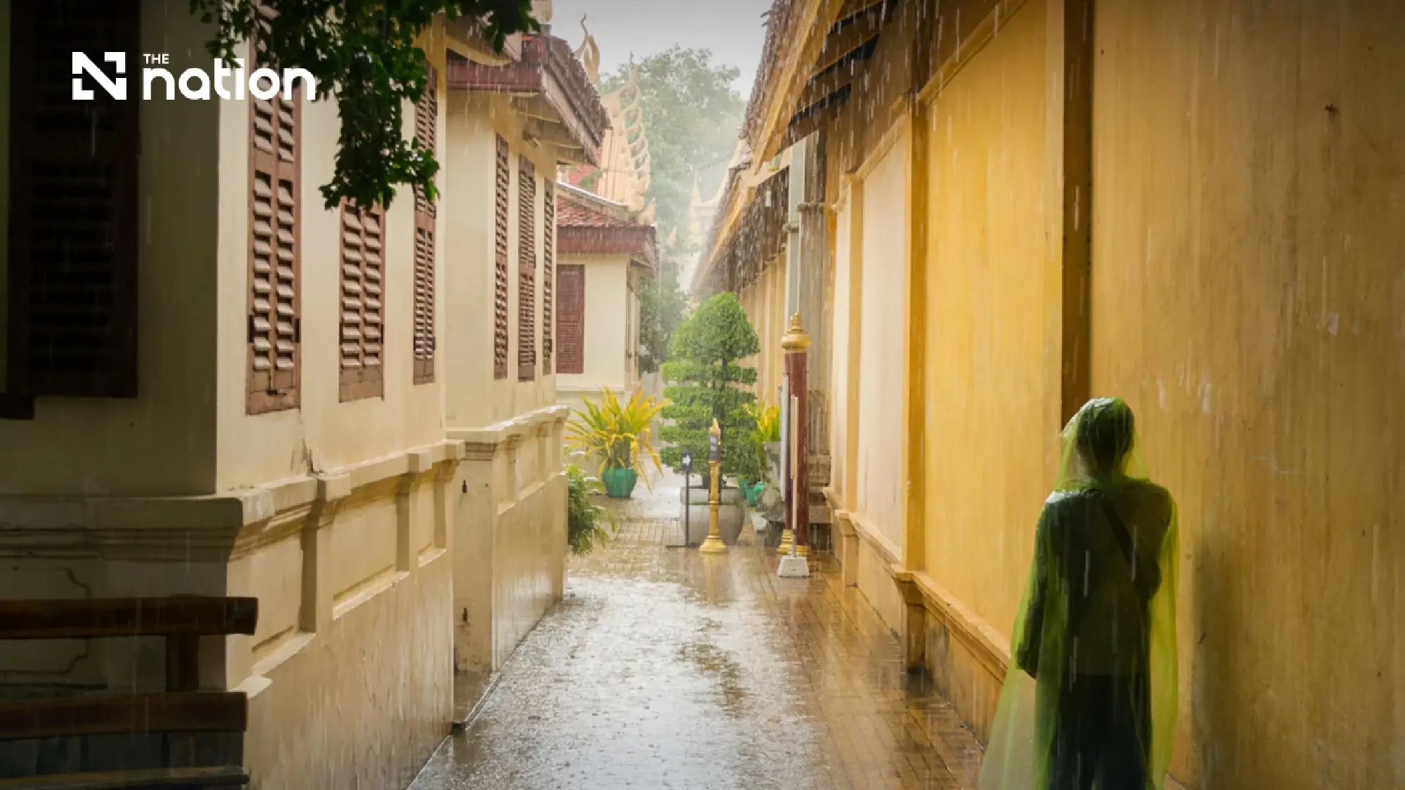 Heavy rain and flash floods threaten upper Thailand