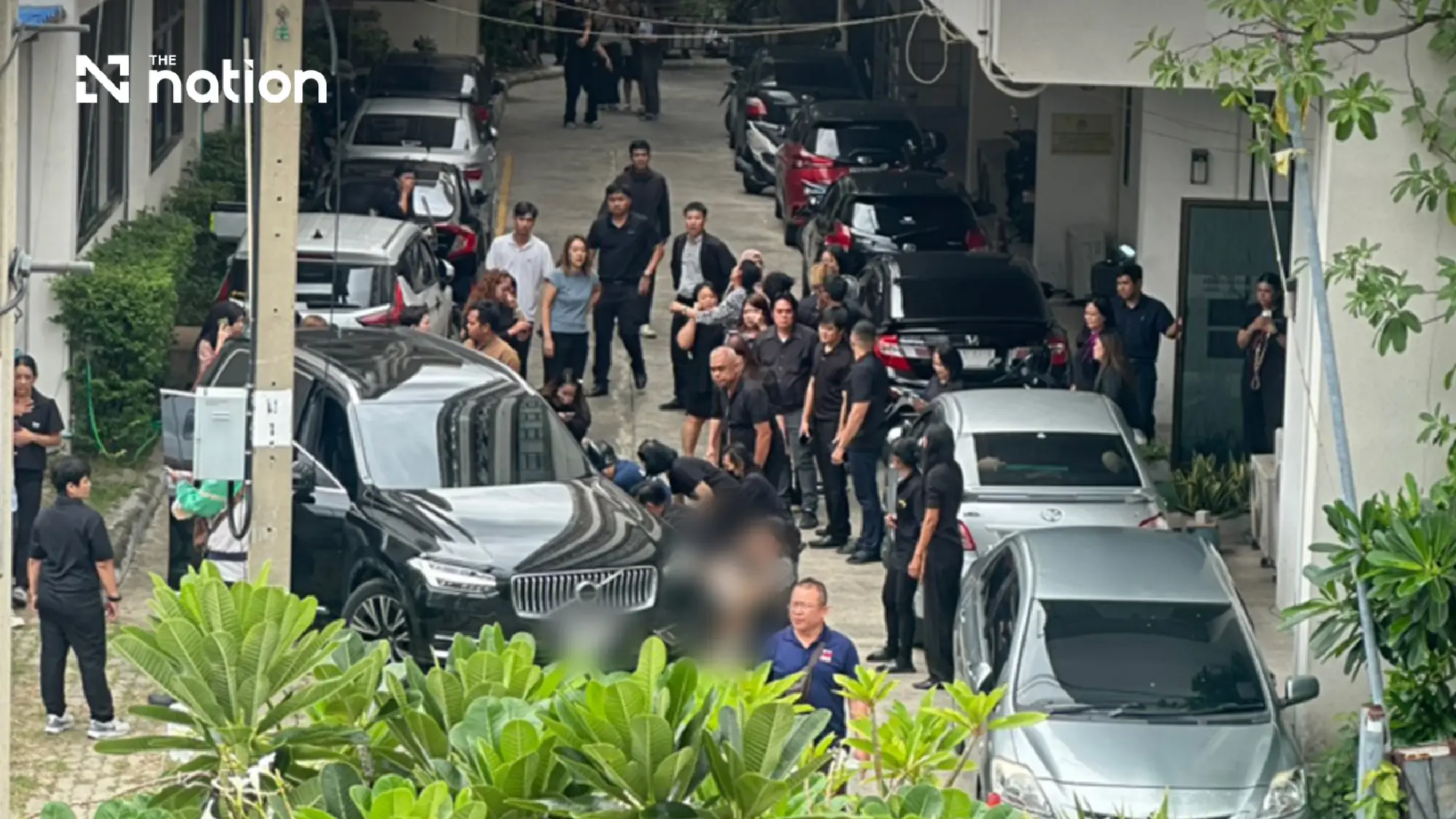 Former MP surrenders over shooting of Nonthaburi PAO chief and driver