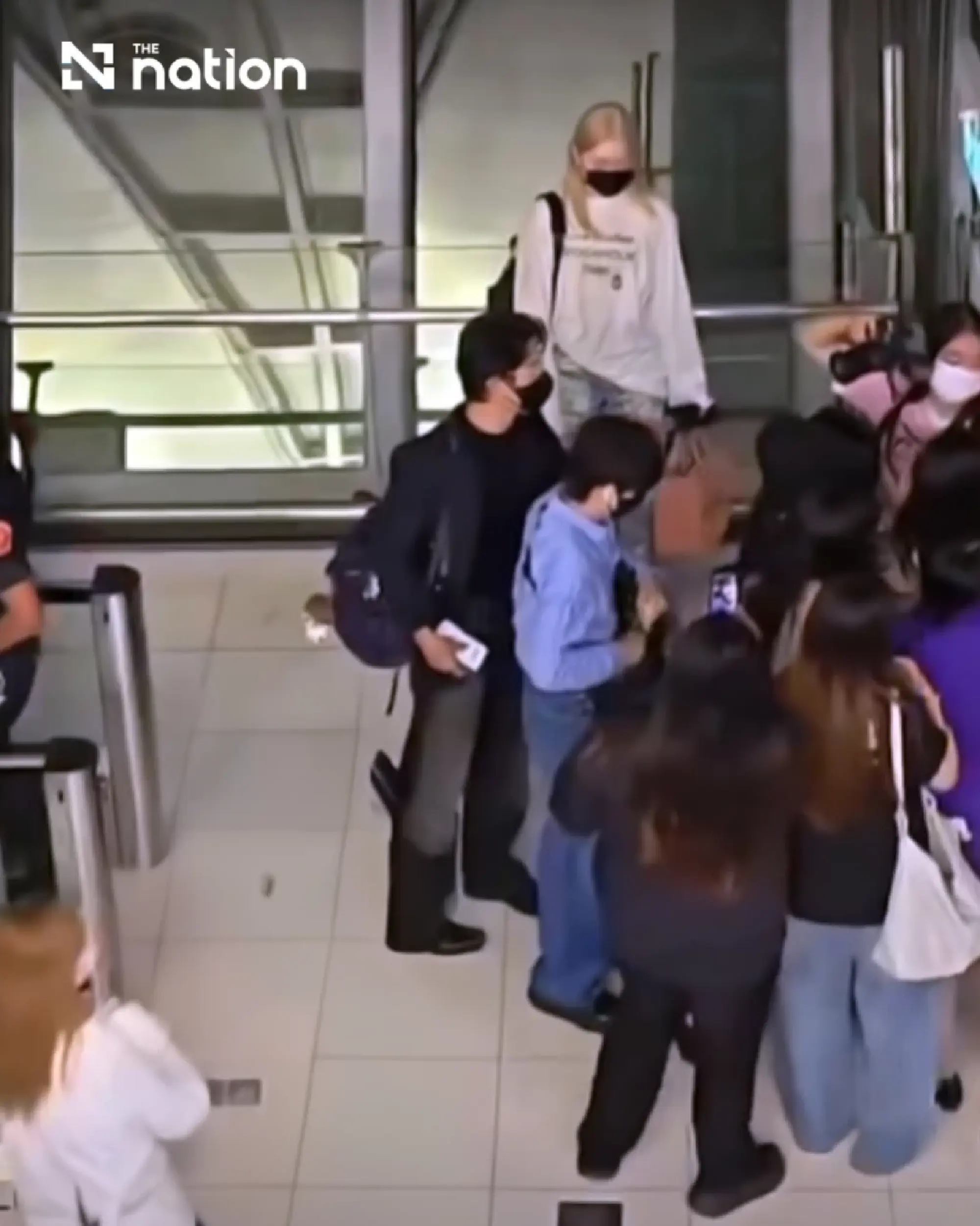 Suvarnabhumi Airport apologises over Chinese fan incident that disrupted Thai Airways flight