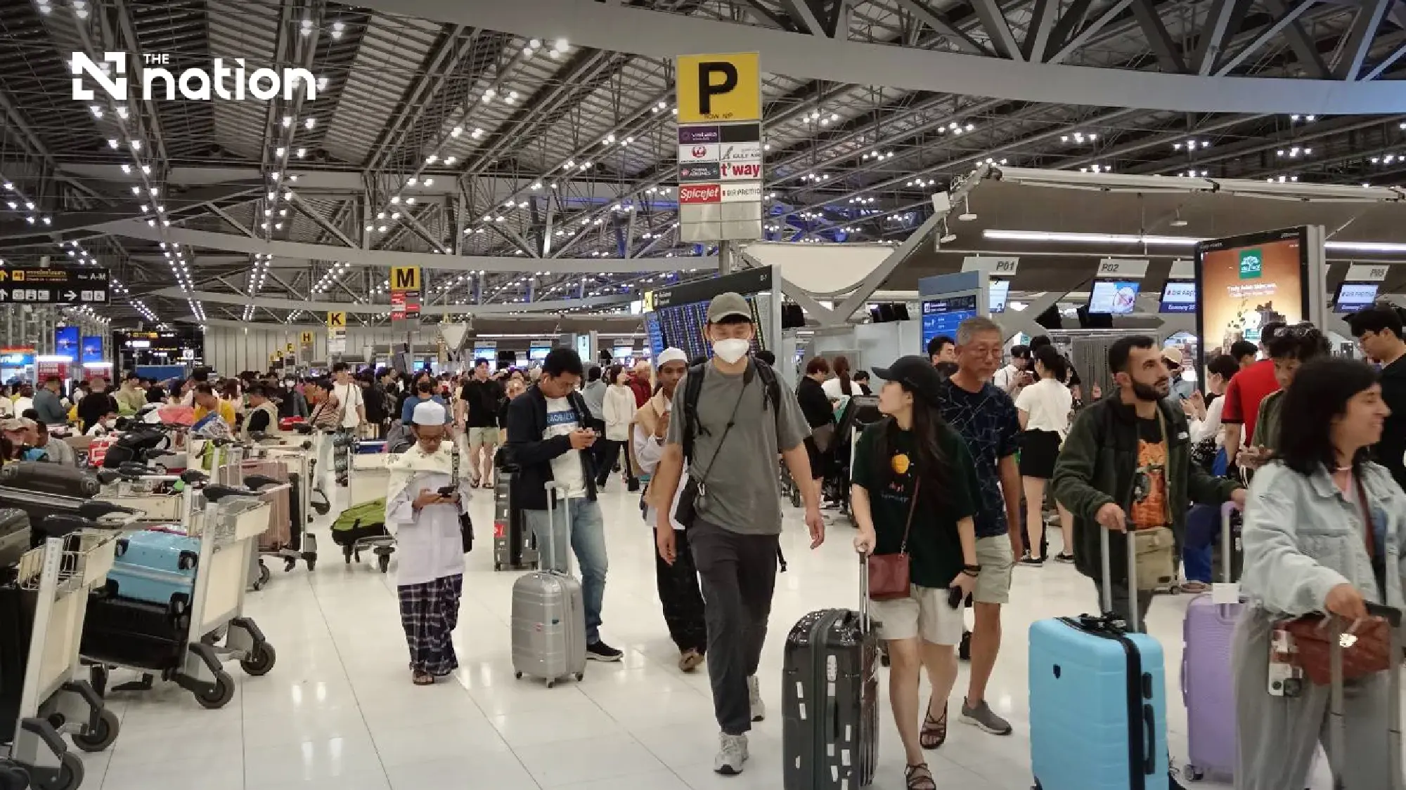 Airport Immigration requires Thai children under 18 to show birth certificates for overseas travel