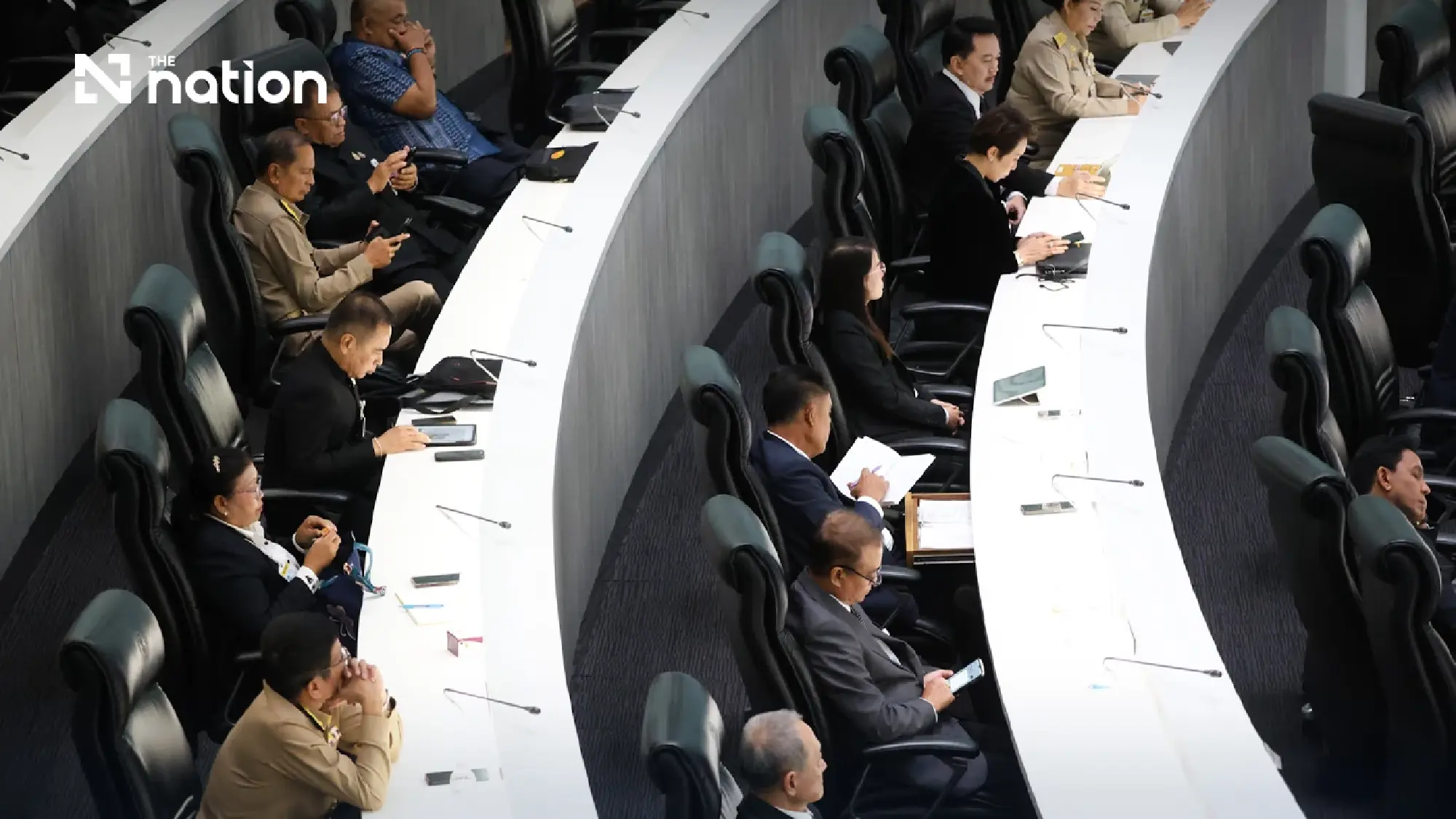 Thai Senate weighs Anutin’s THB400bn energy loan decree