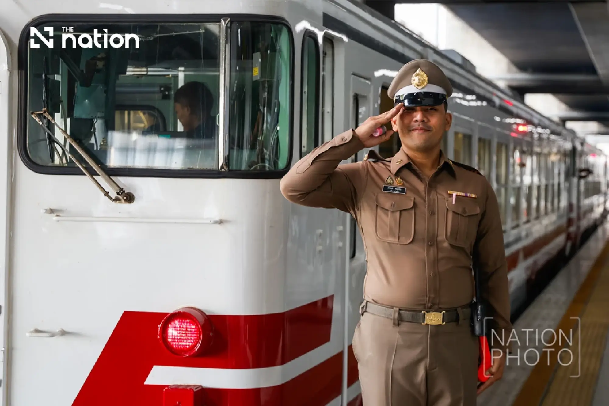SRT launches BNEX Bangkok-Ayutthaya train as first trip fills every seat