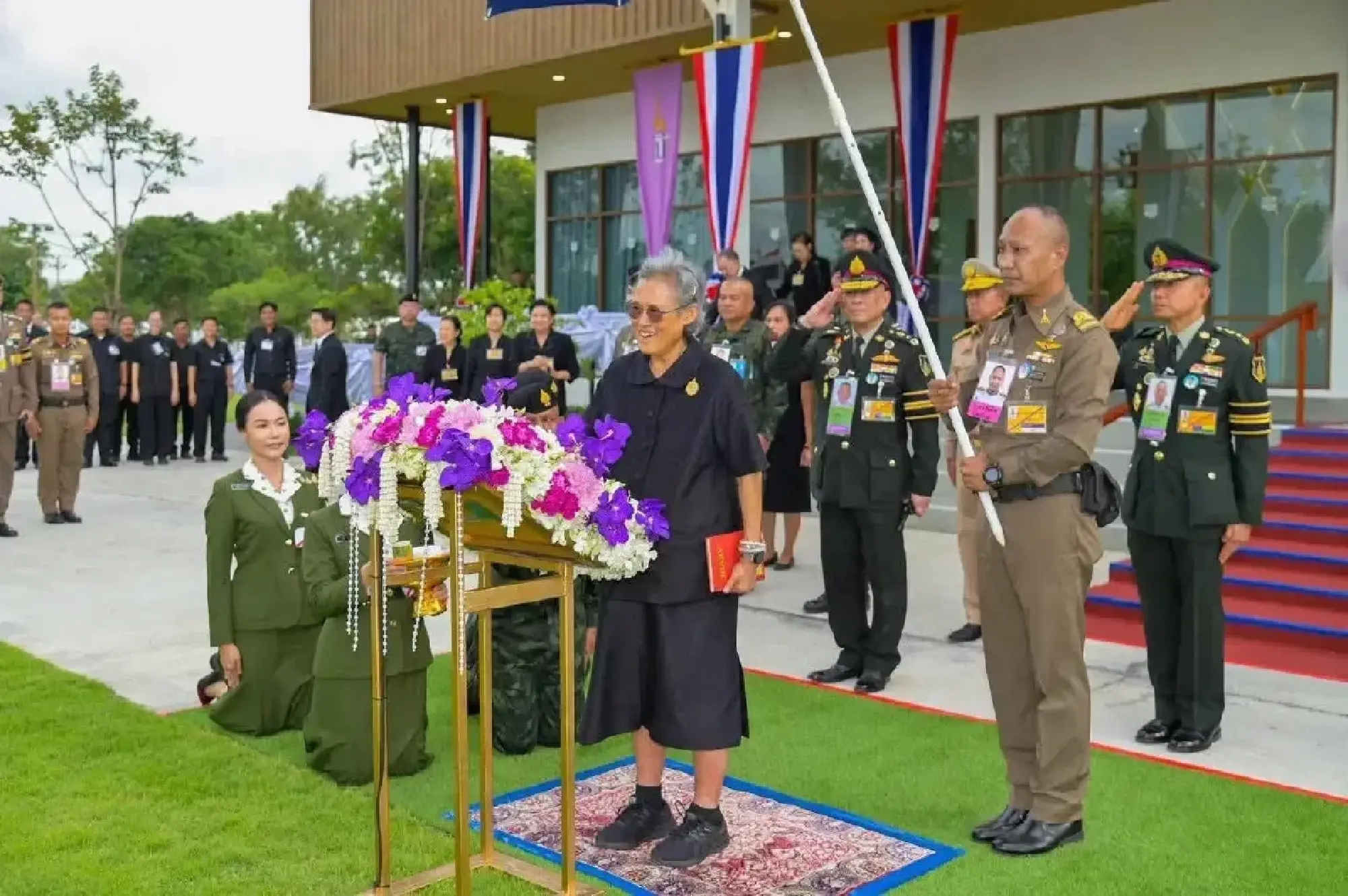 HRH Princess Maha Chakri Sirindhorn visits Surin troops and families of fallen soldiers and wounded personnel