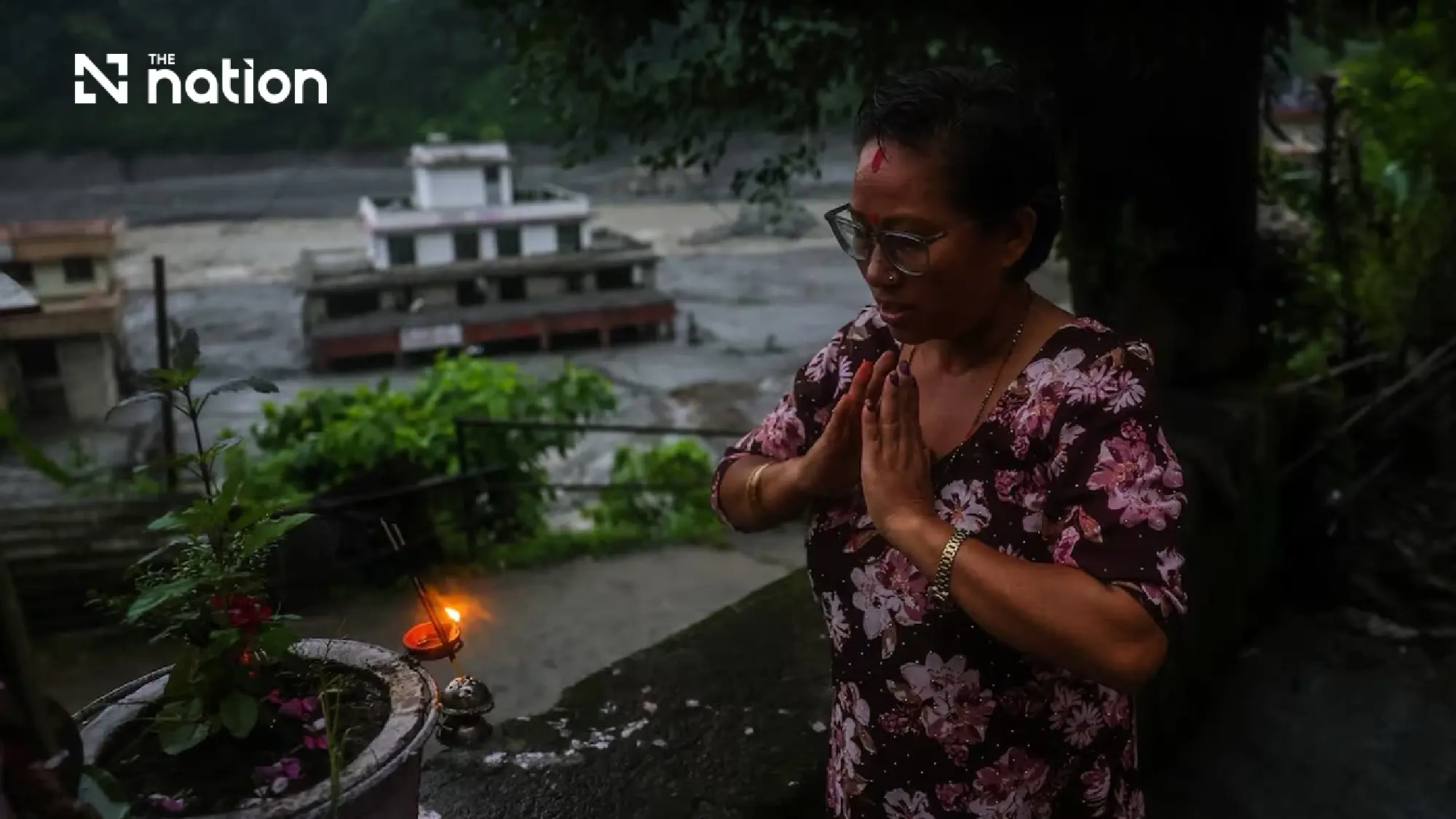 Nepal seeks technical aid but says foreign rescue teams not needed