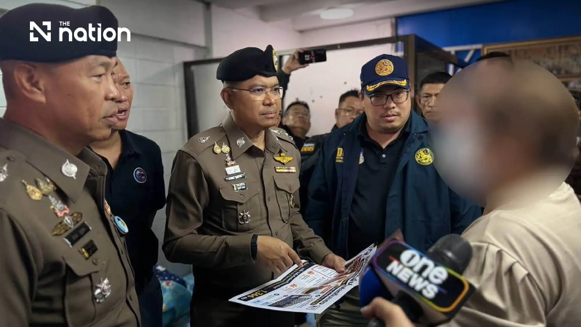Probe finds 1,366 non-Thai children registered at Din Daeng flat