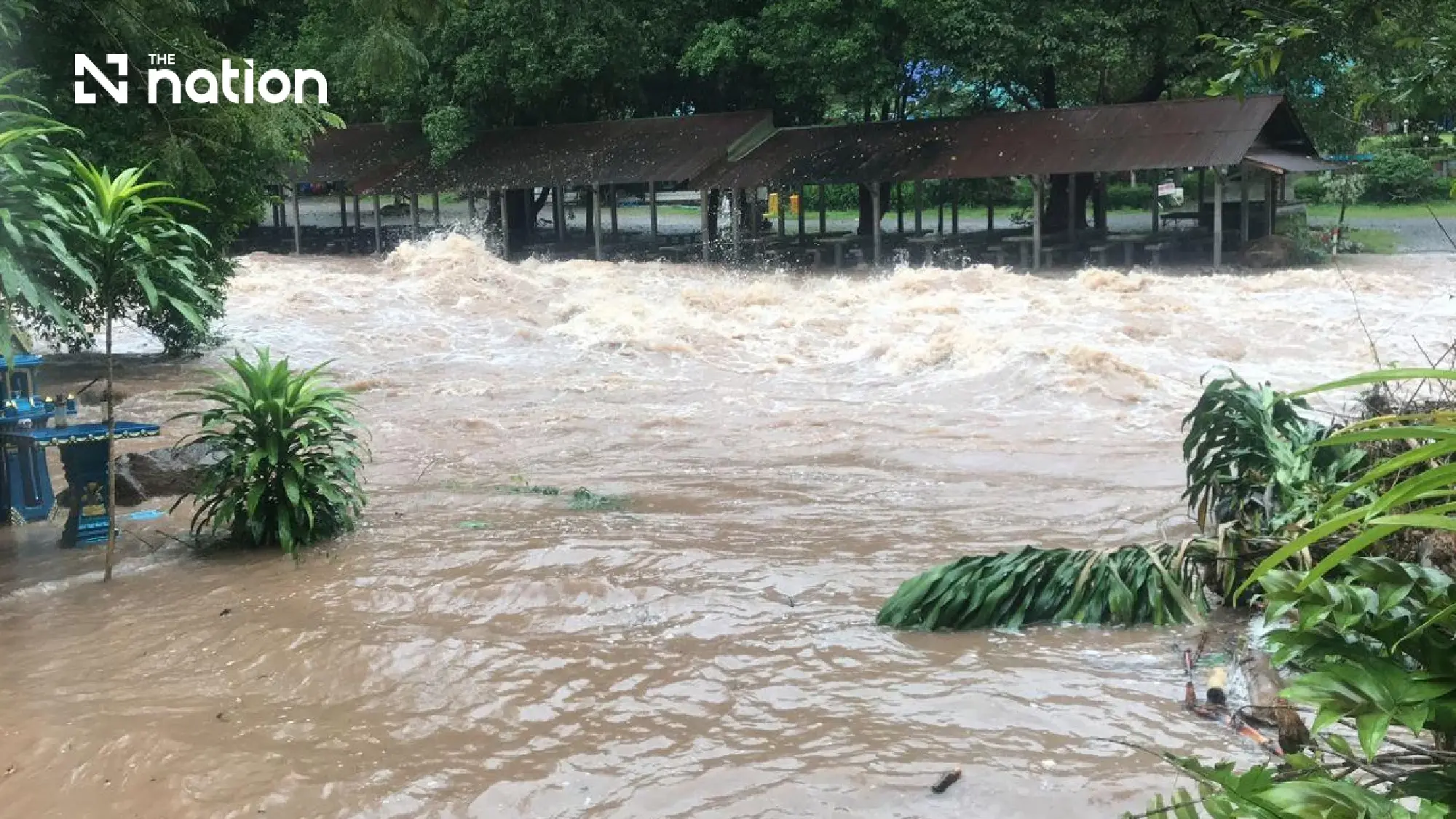 Seventeen provinces warned of flash floods and landslides