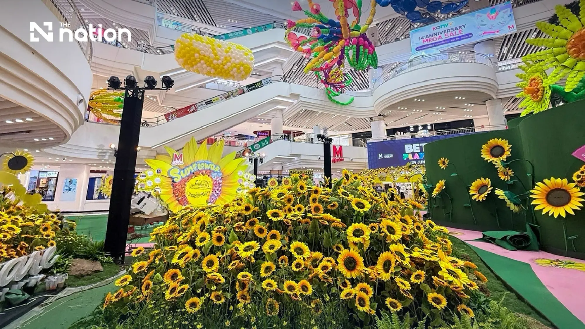 1 Million Sunflowers Bloom in the Heart of Bangkok! The Mall Lifestore Bangkapi Celebrates National Mother's Day