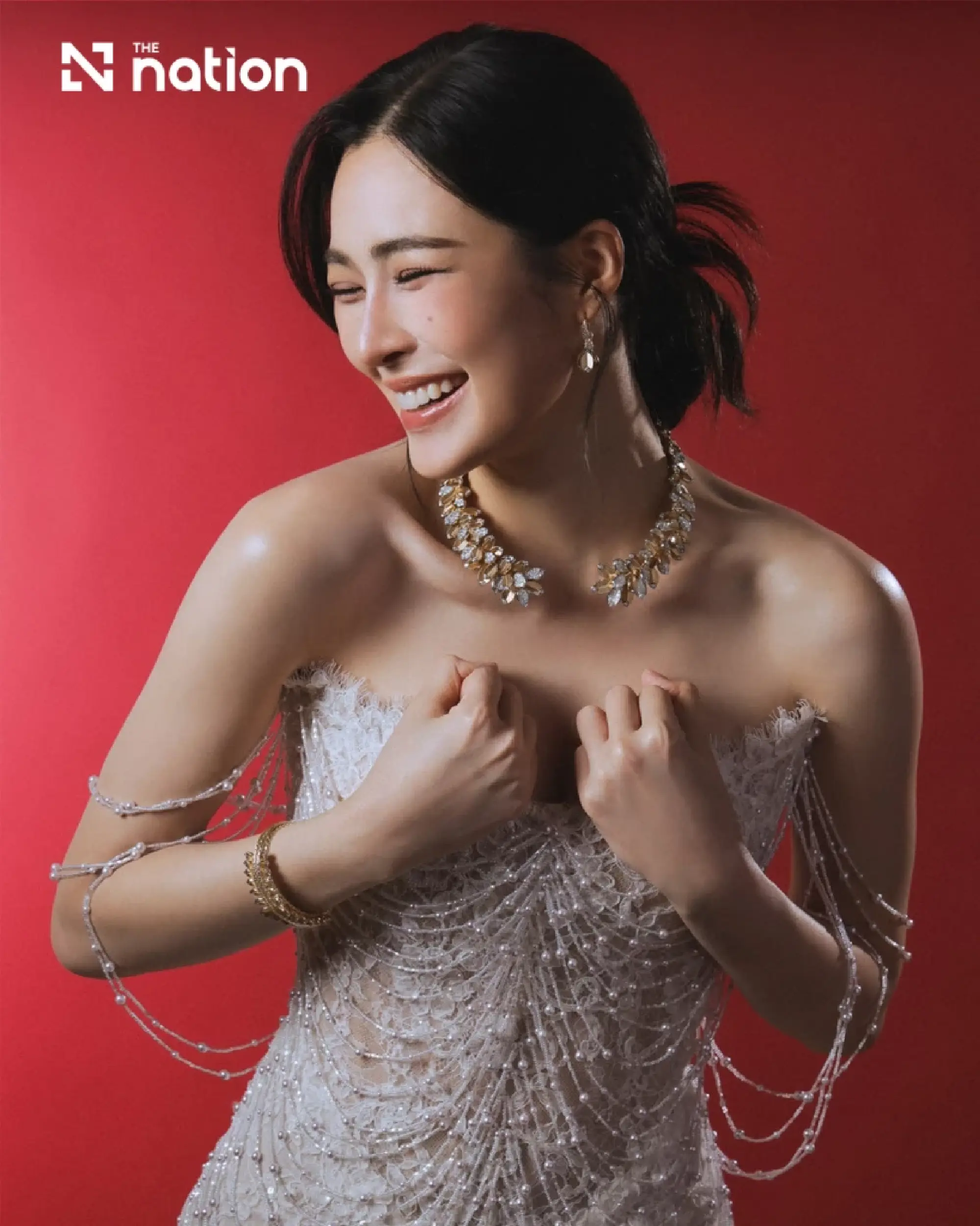 Lingling Kwong wins both global and Thai beauty titles in 2026