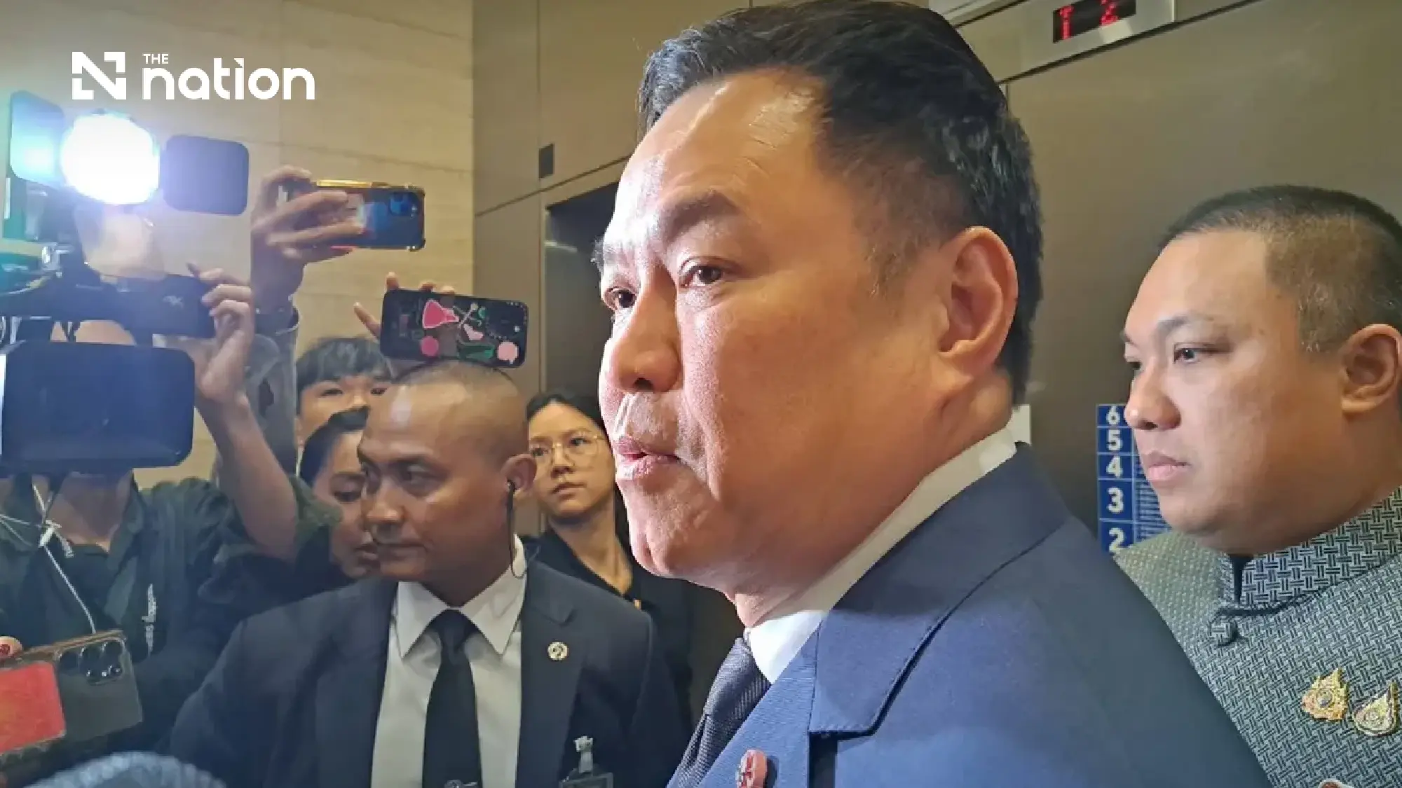 Government faces parliamentary scrutiny over THB400bn loan decree