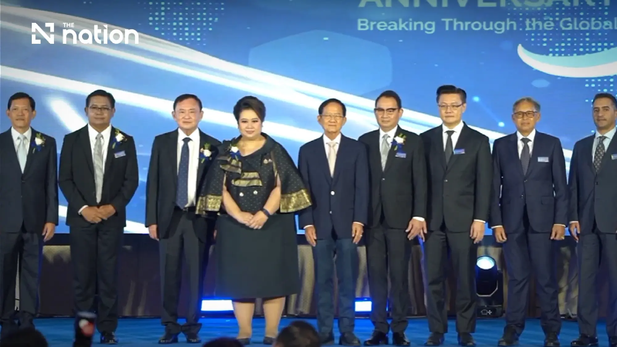 Thaksin warns of 10 Thai risks from AI and new security threats