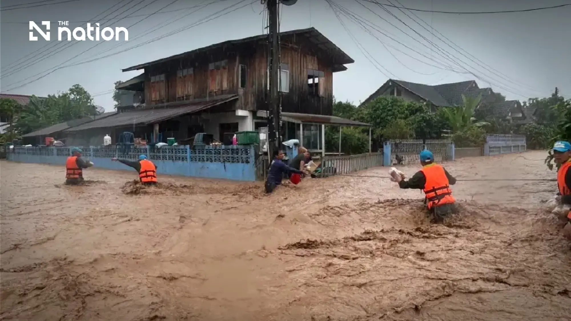 Heavy rain raises flash-flood risk in North and Northeast