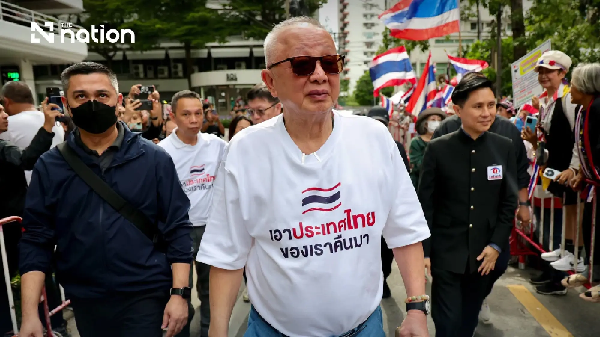 Sondhi leads protest outside Israeli embassy in Bangkok