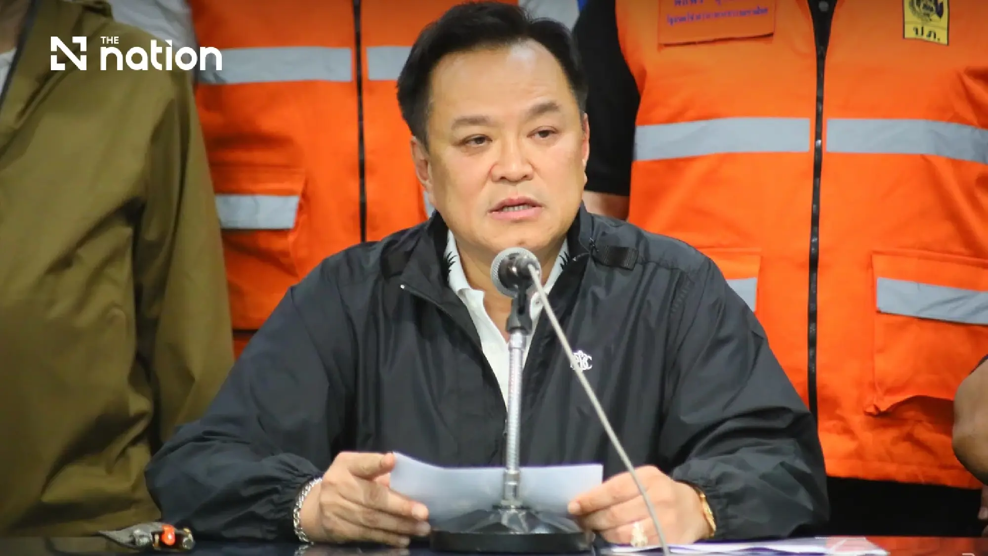 Thai PM returns on Sept 27 to coordinate flood response