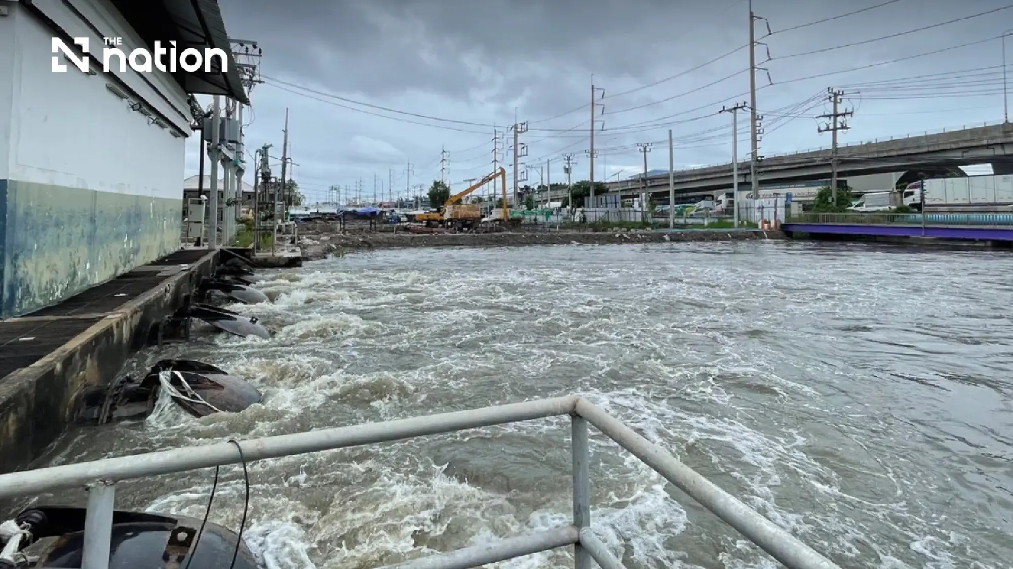 Nakhon Nayok records 274mm of rain as flood warning continues