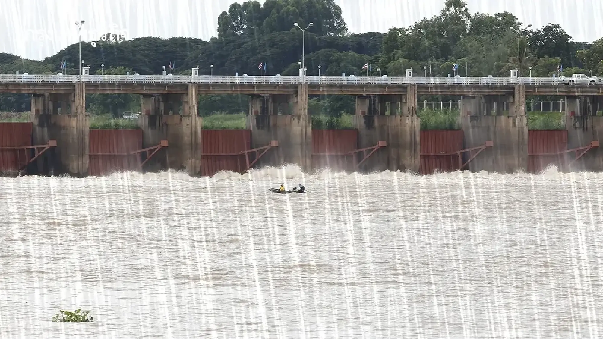 RID warns 8 provinces as river levels rise on September 28