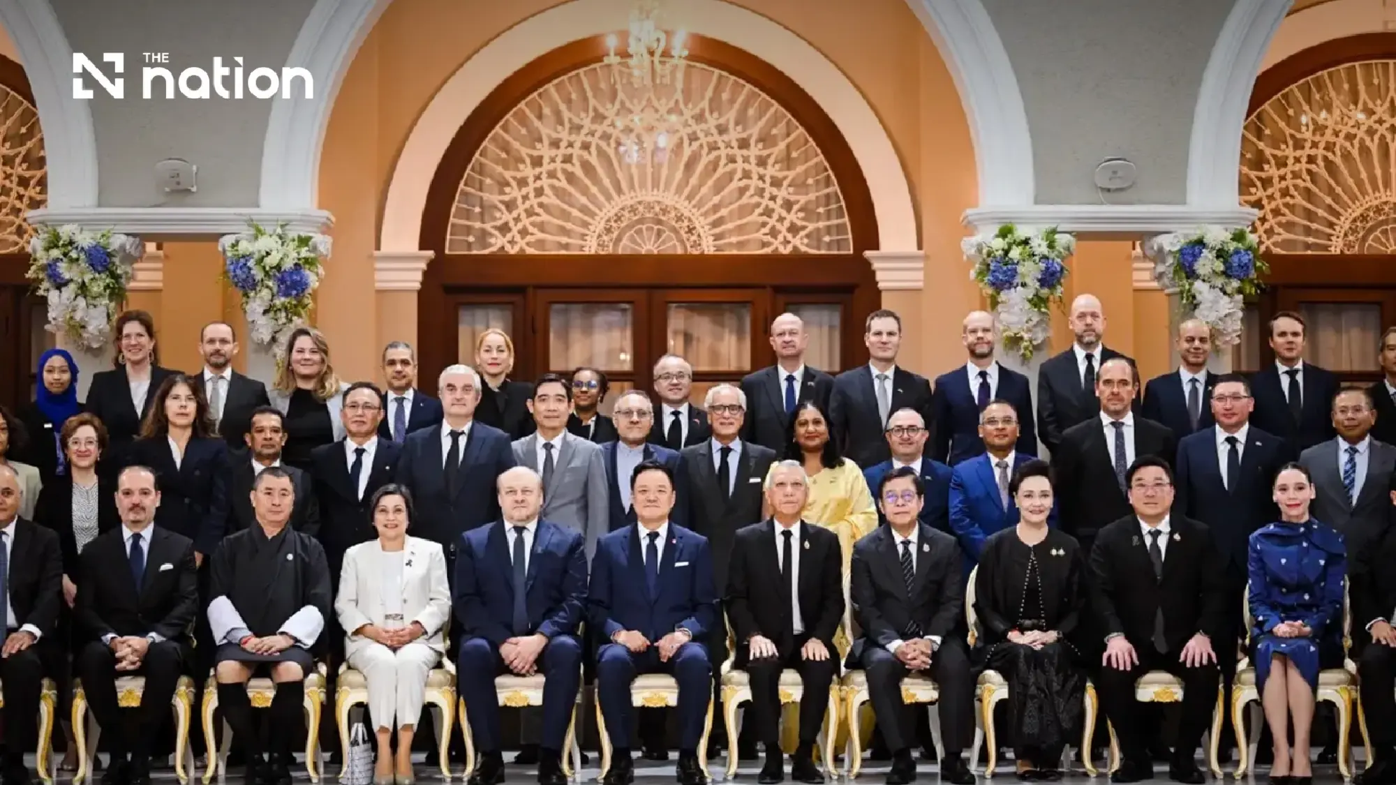 PM Anutin meets 76 representatives to advance economic diplomacy