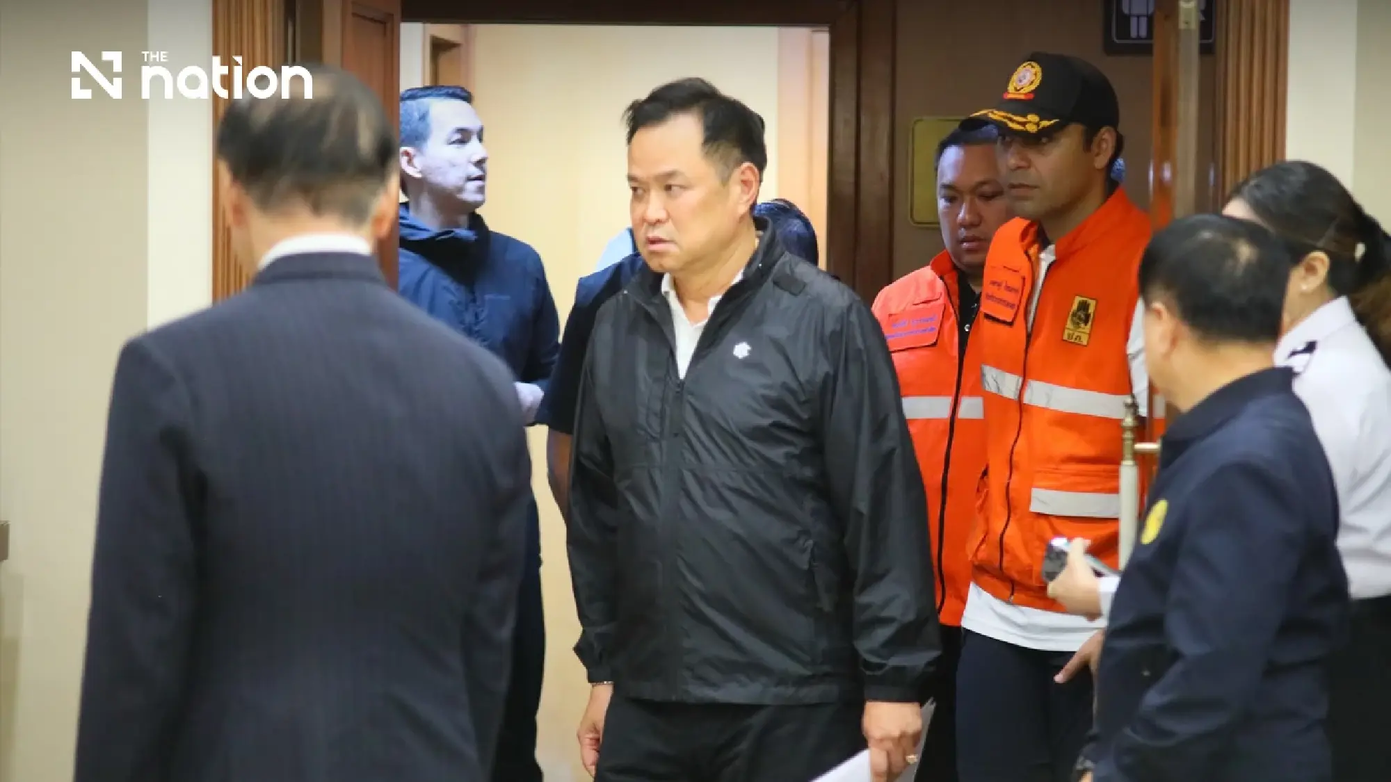 Thai PM returns on Sept 27 to coordinate flood response