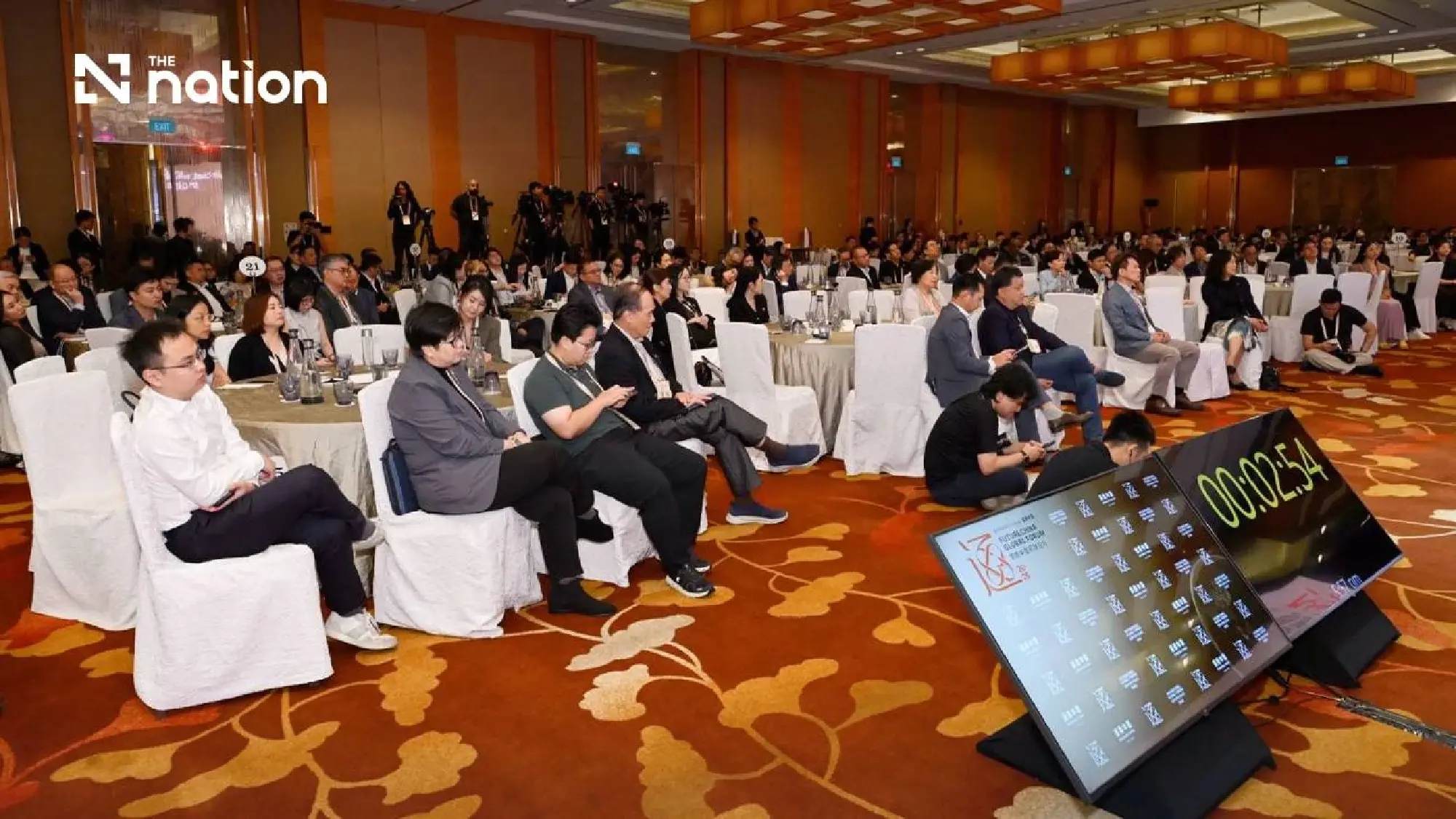 ASEAN Told to "Hold Firm" and Diversify as China Ties Deepen