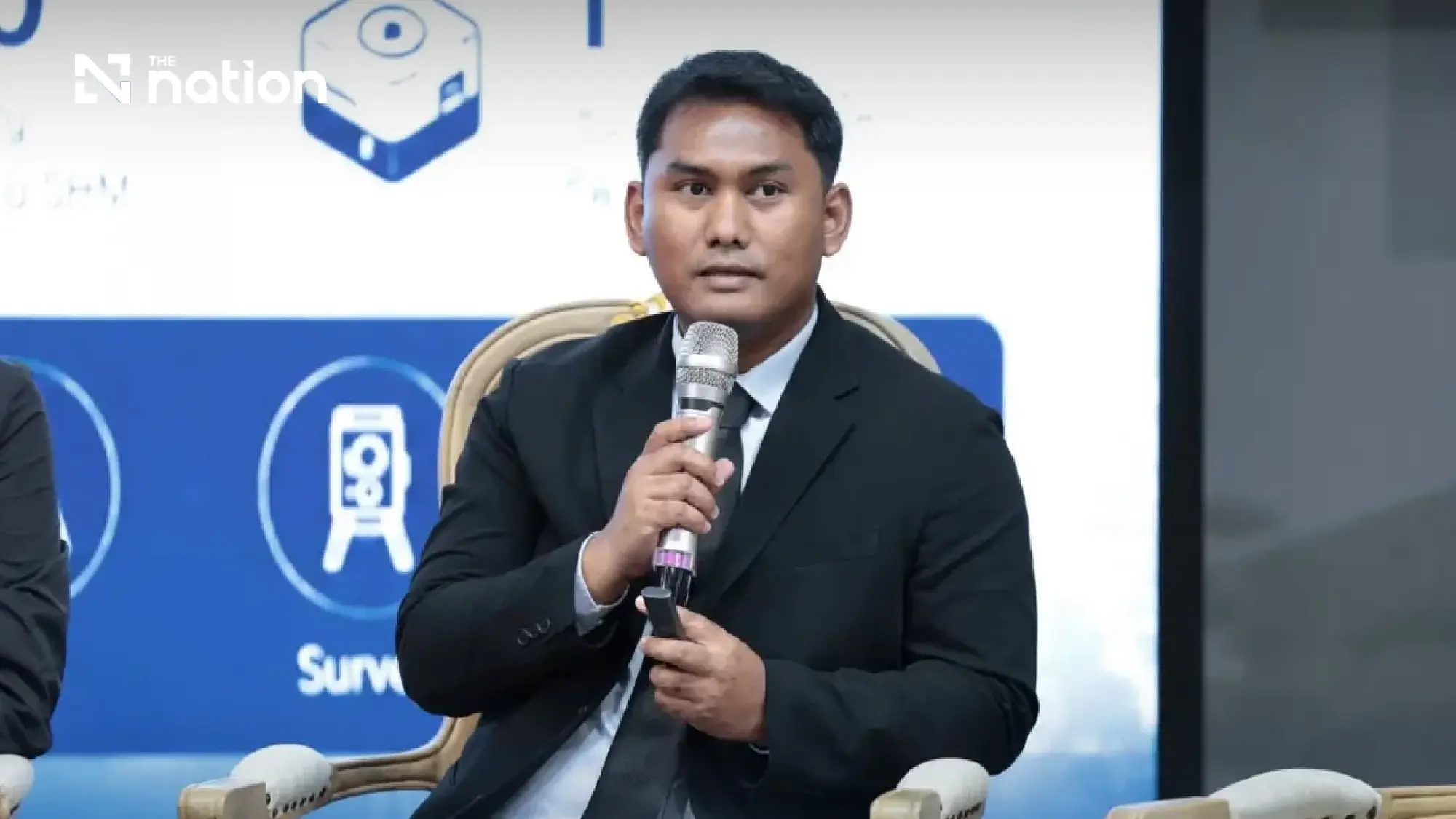 Asst. Prof. Dr Amornthep Jiraksasakjamroensri