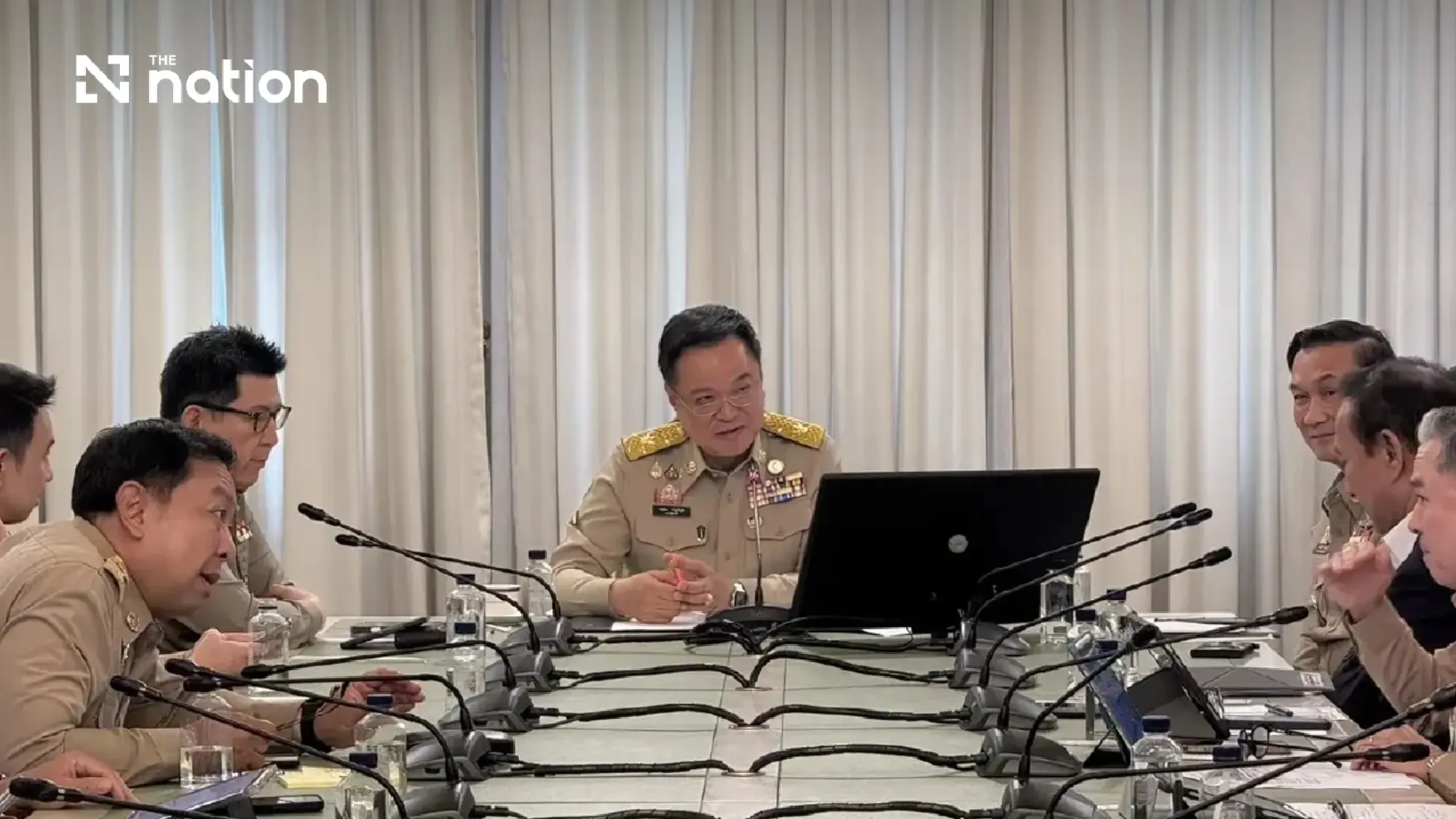 PM Anutin orders faster drainage and relief for flooded Bangkok