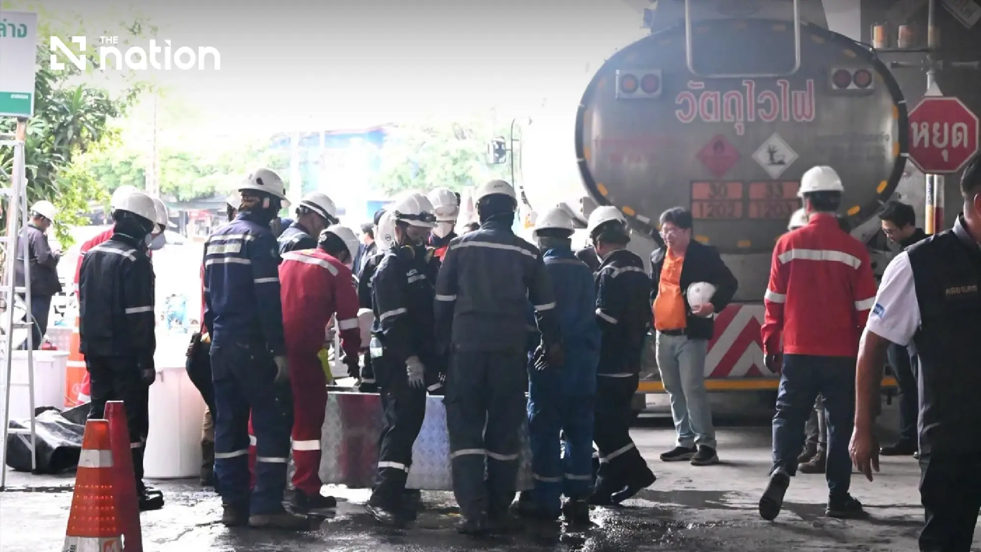 Rama 3 oil leak clean-up continues under 24-hour watch