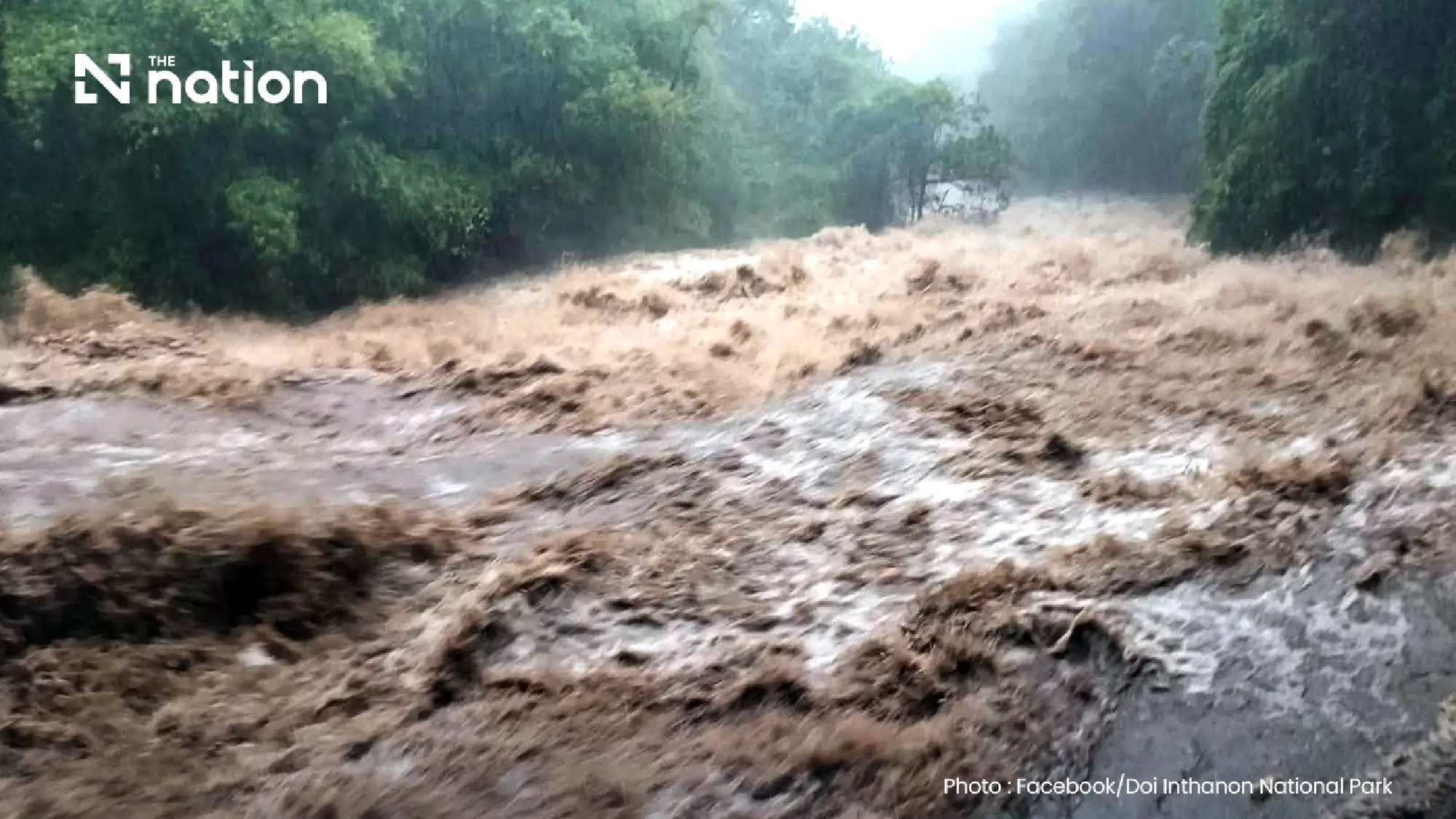Doi Inthanon closes two attractions after flash floods