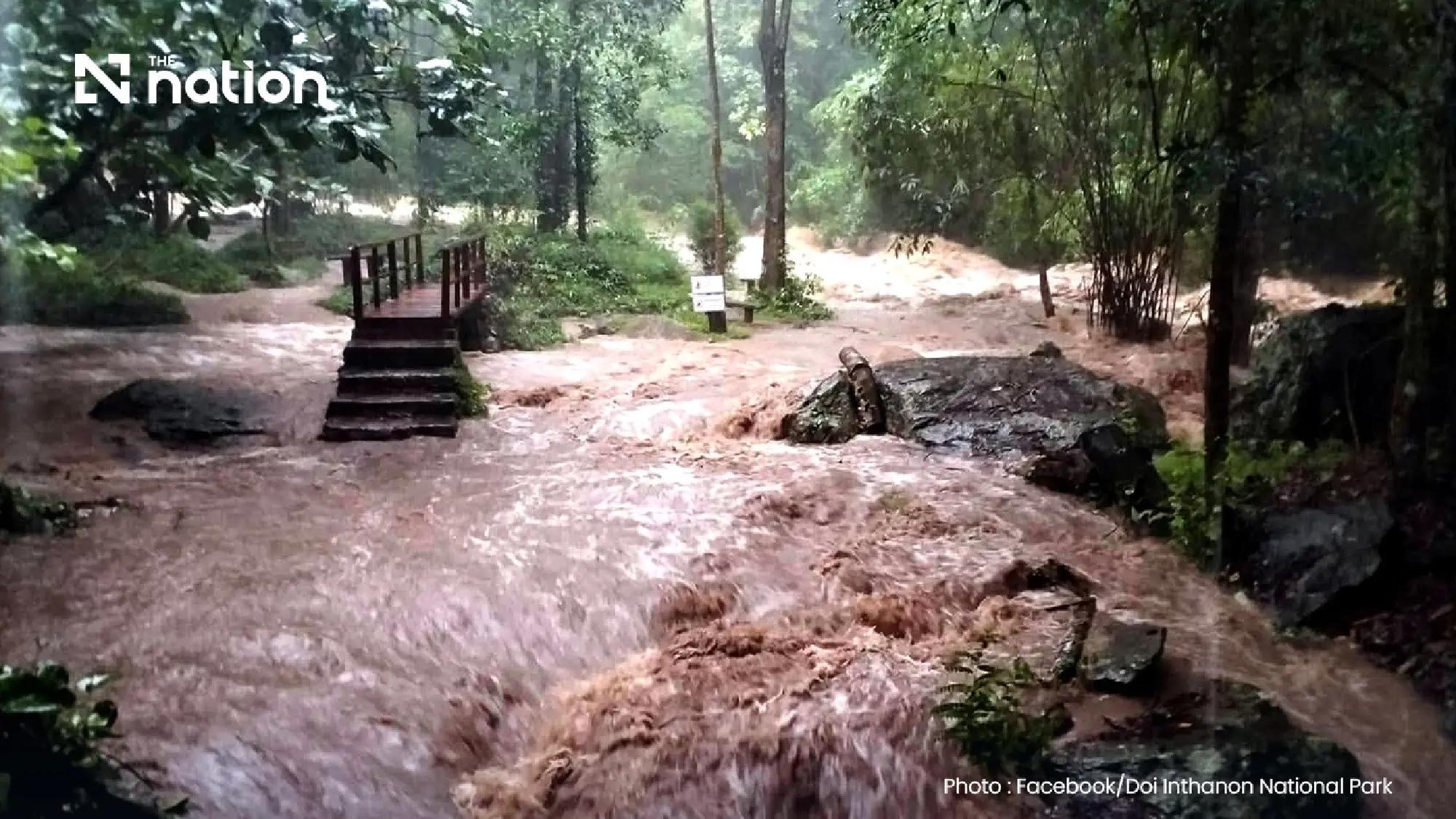 Doi Inthanon closes two attractions after flash floods