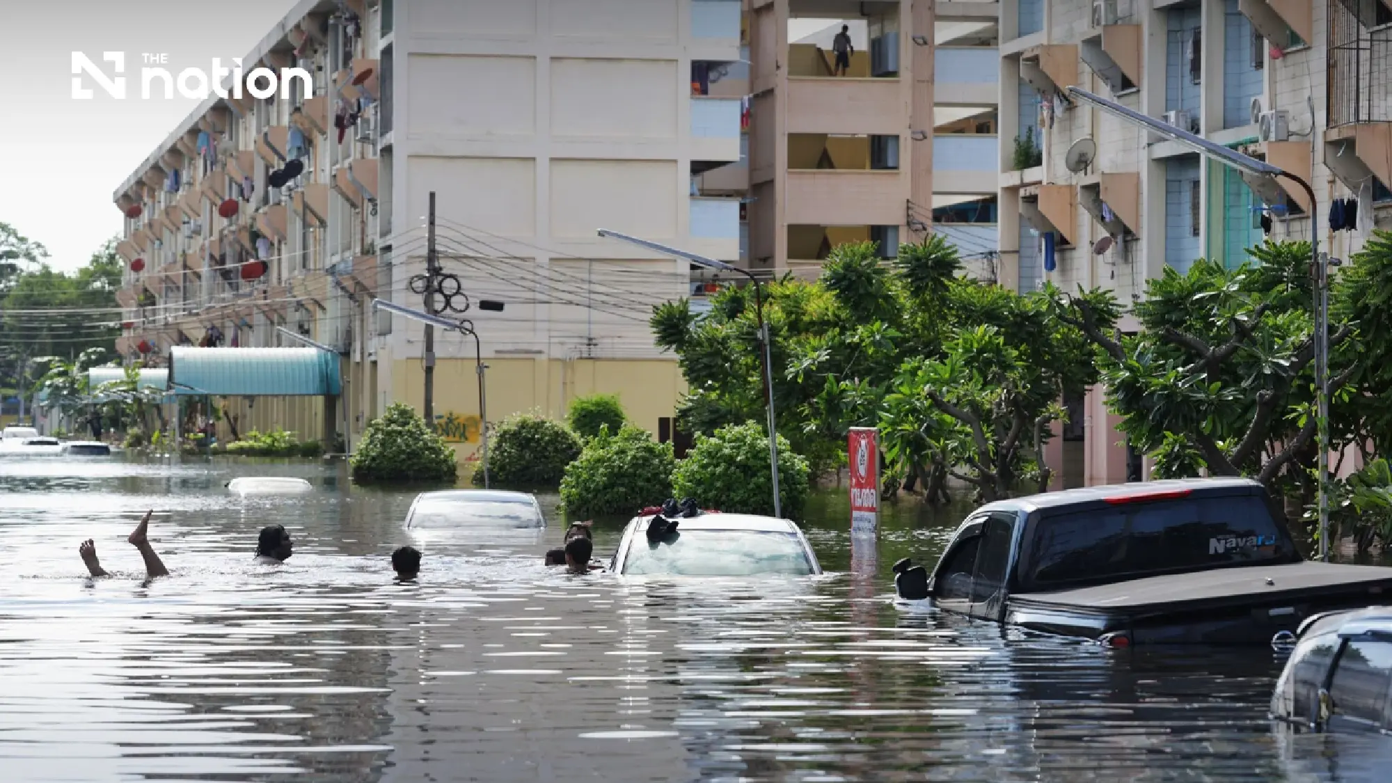 Bangkok steps up Khlong Chan drainage with relief expected tonight
