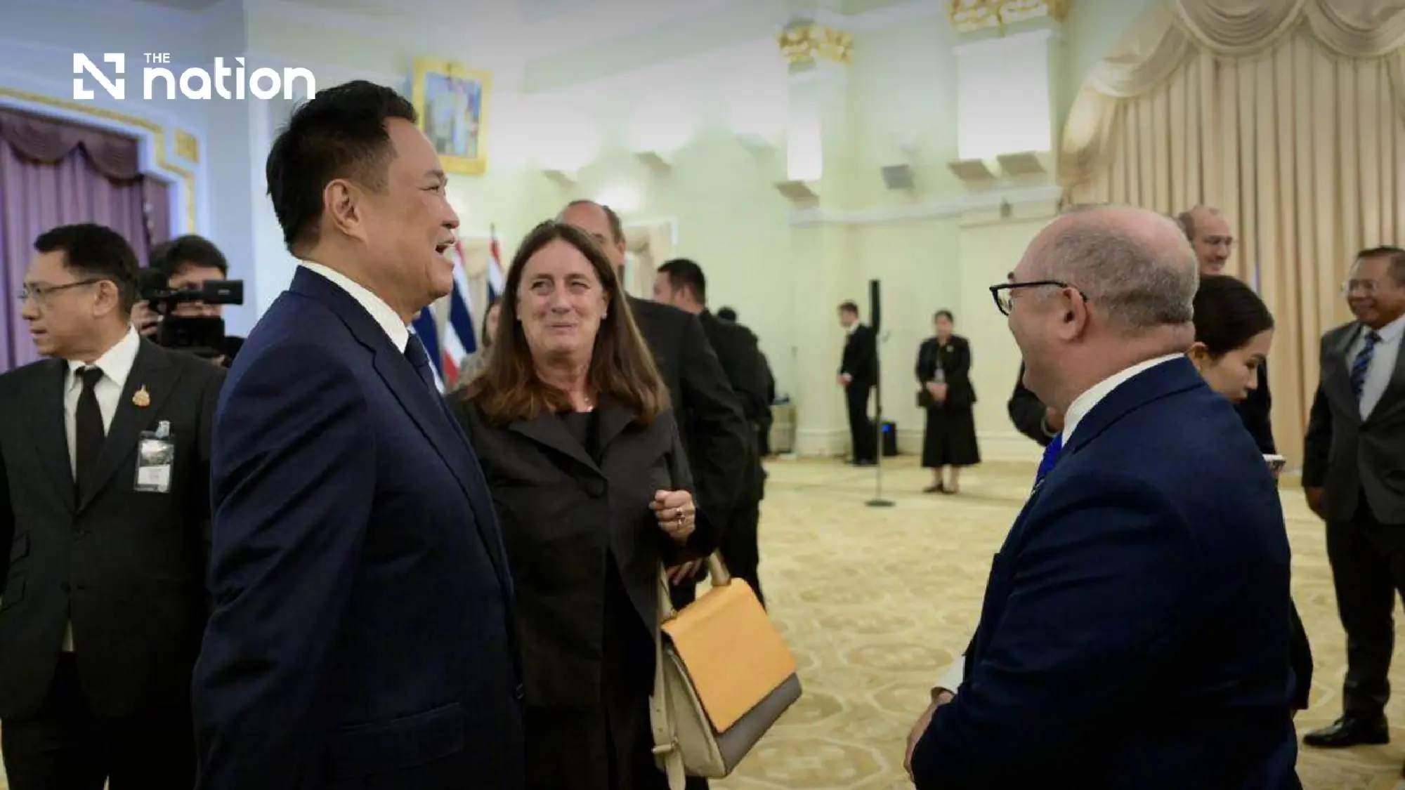 PM Anutin meets 76 representatives to advance economic diplomacy